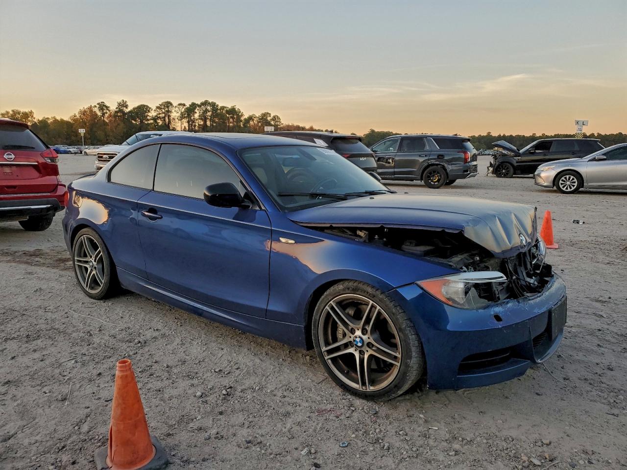 2013 Bmw 135 I Blue vin: WBAUC9C55DVY60132