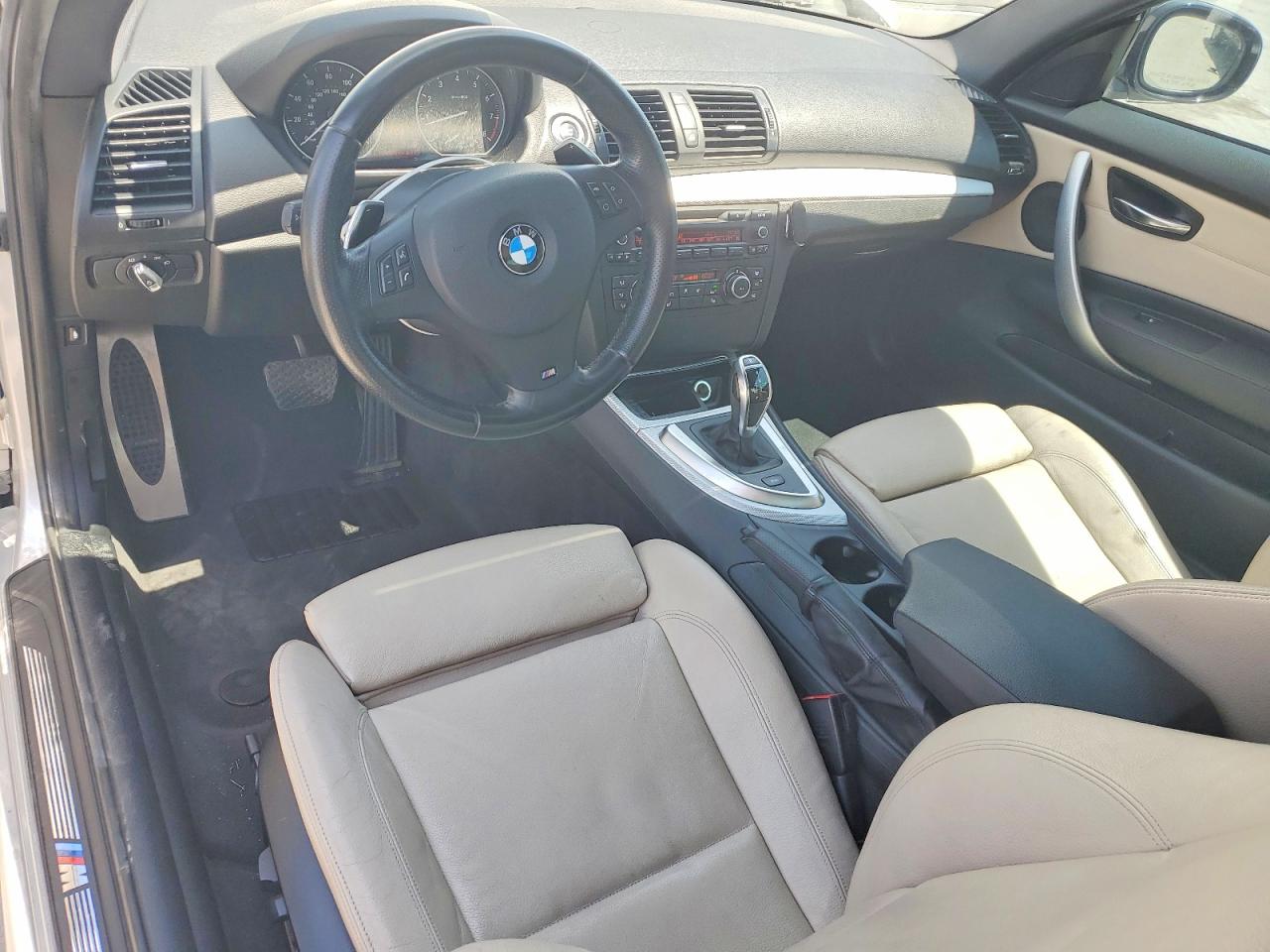 2013 Bmw 135 I Серебряный vin: WBAUC9C55DVY60258