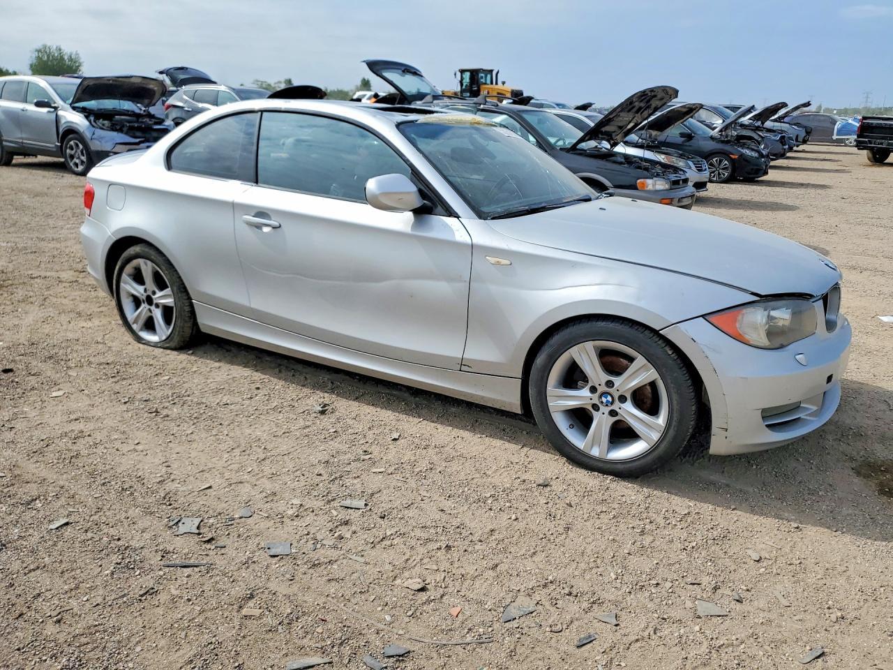2011 Bmw 135 I Silver vin: WBAUC9C56BVM10082