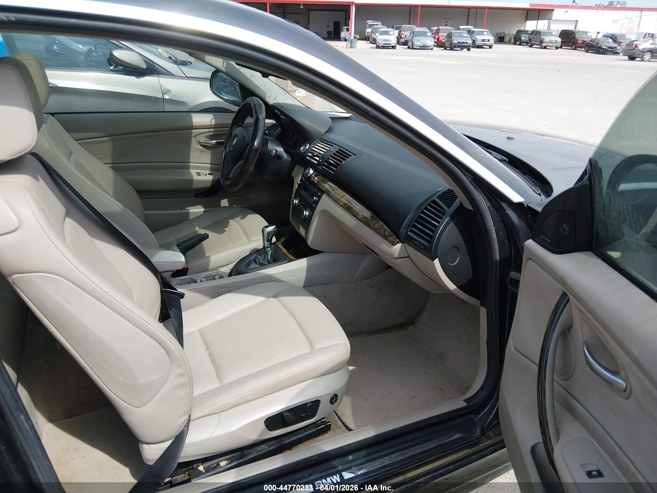2012 Bmw 135i   Black vin: WBAUC9C56CVM12352