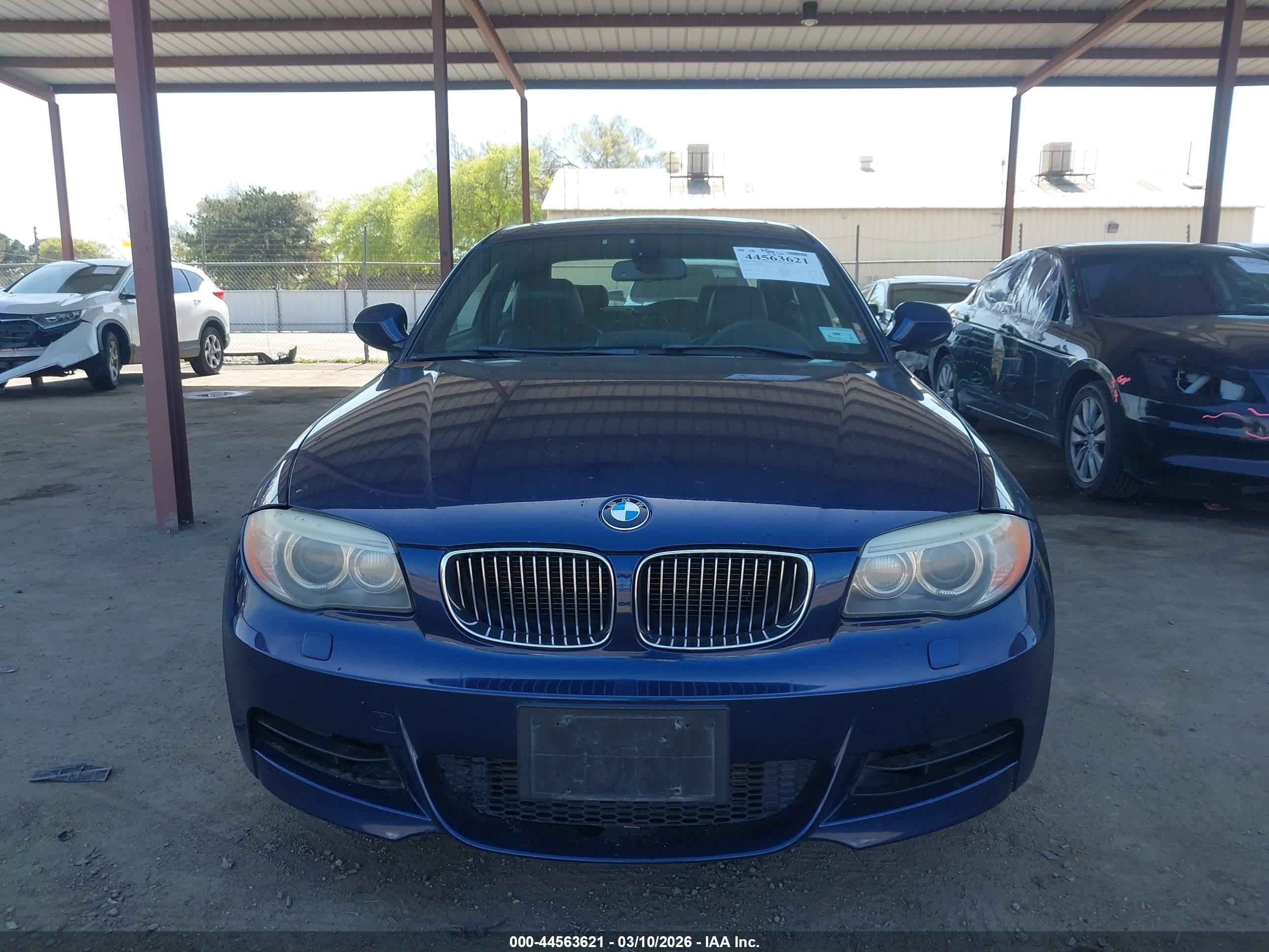 2012 Bmw 135i   Blue vin: WBAUC9C56CVM13050