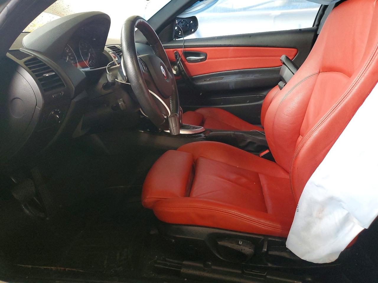 2012 Bmw 135 I White vin: WBAUC9C58CVM12028