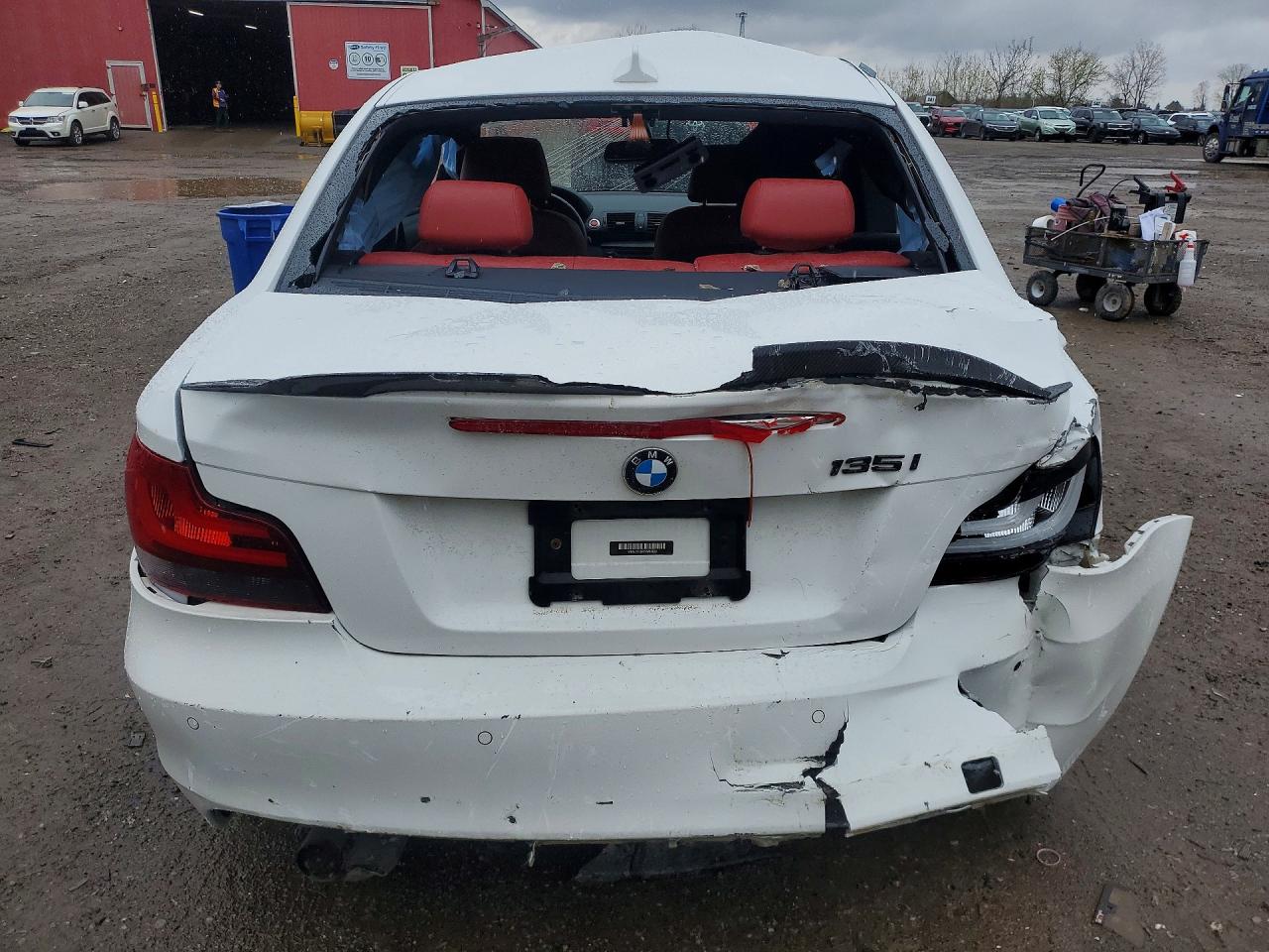 2012 Bmw 135 I White vin: WBAUC9C58CVM12028