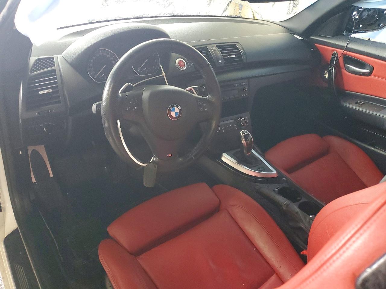 2012 Bmw 135 I White vin: WBAUC9C58CVM12028