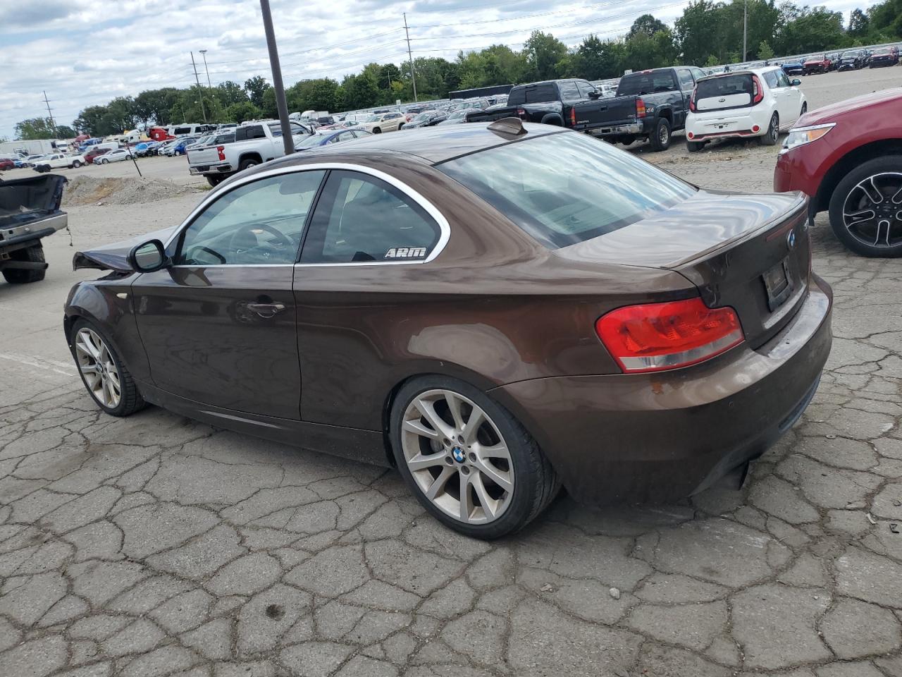 2012 Bmw 135 I Brown vin: WBAUC9C58CVM12403