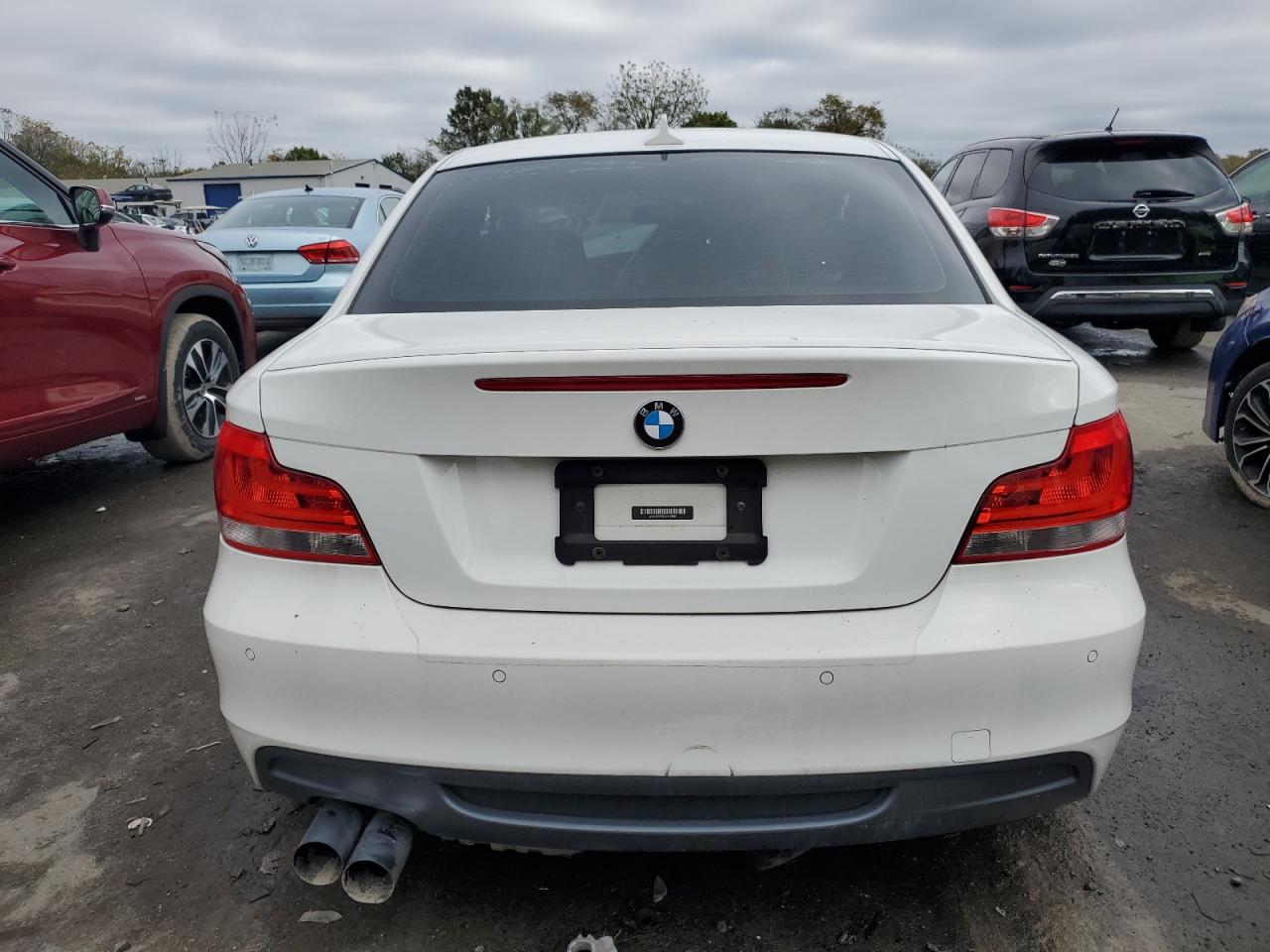 2013 Bmw 135 I White vin: WBAUC9C58DVM13861