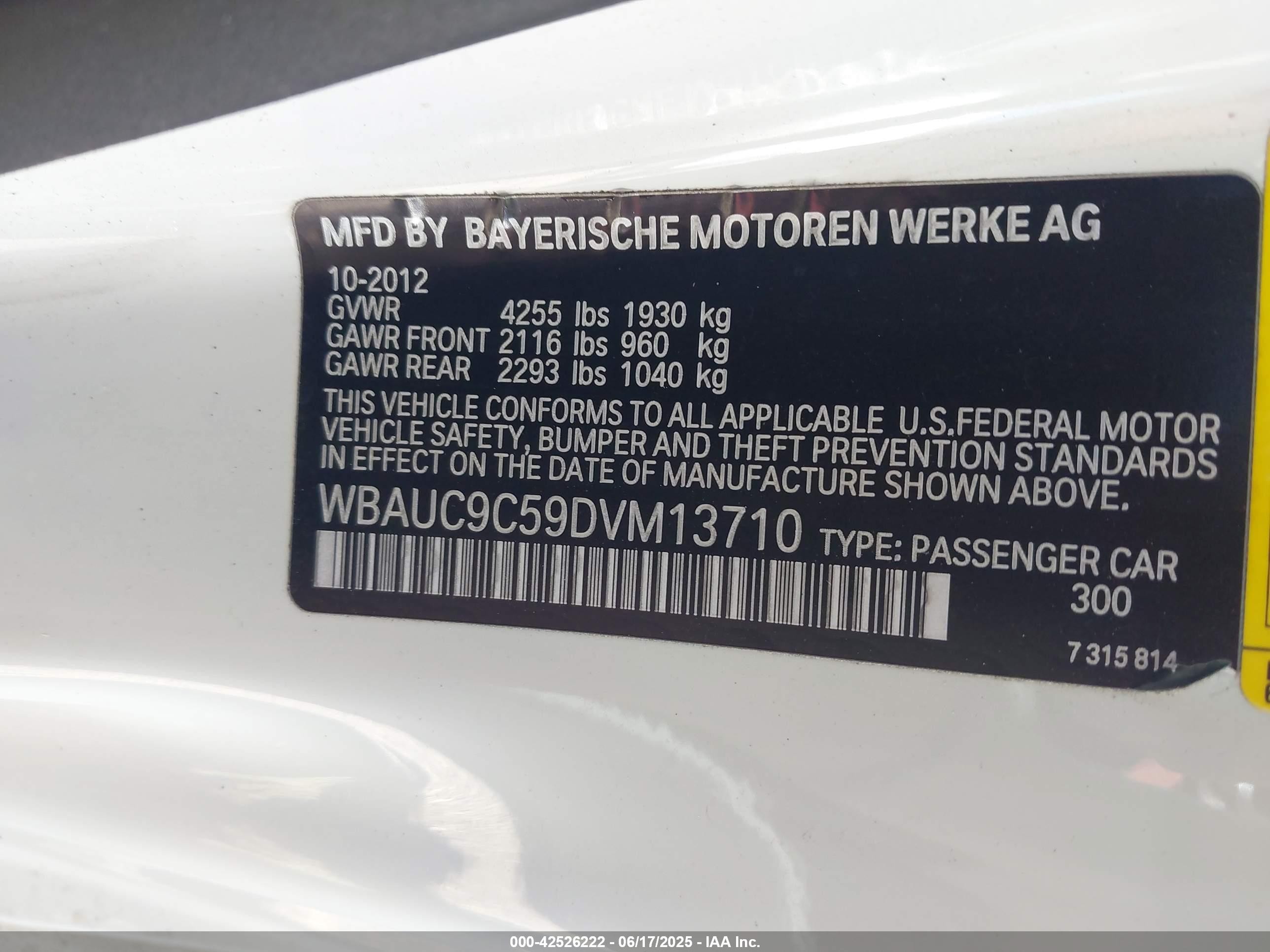 2013 Bmw 135i   White vin: WBAUC9C59DVM13710
