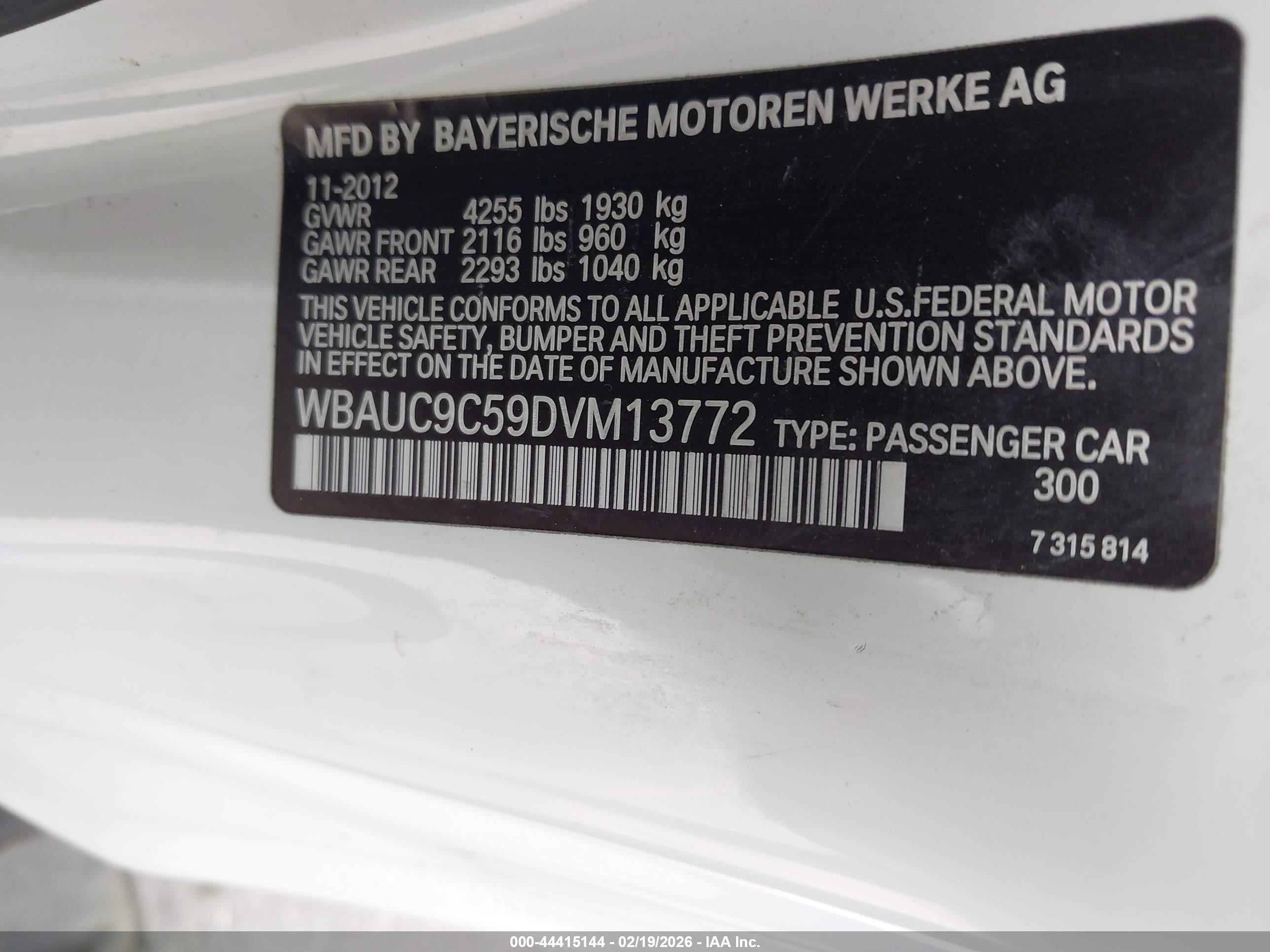 2013 Bmw 135i   White vin: WBAUC9C59DVM13772