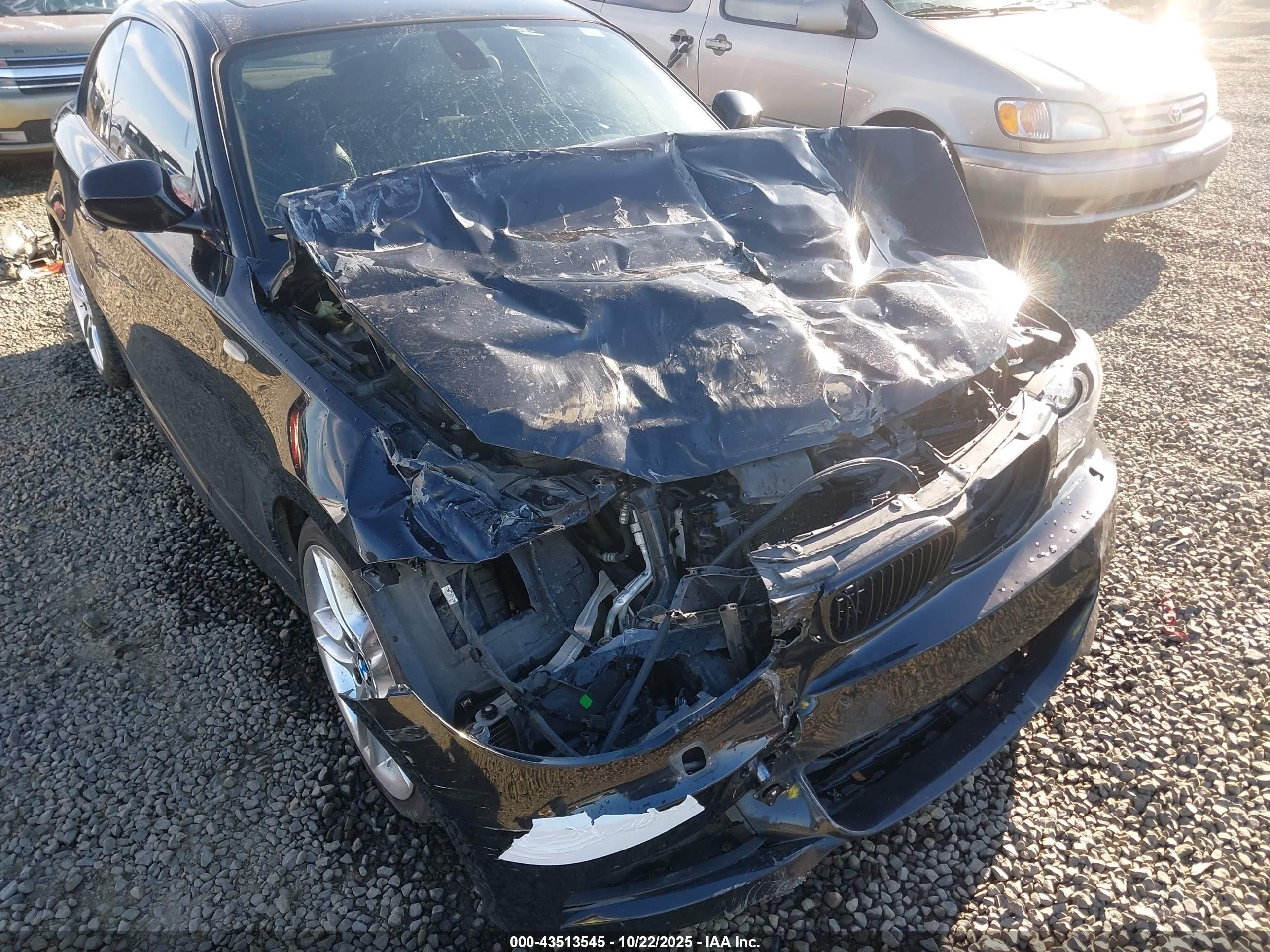 2011 Bmw 135i   Black vin: WBAUC9C5XBVM10182