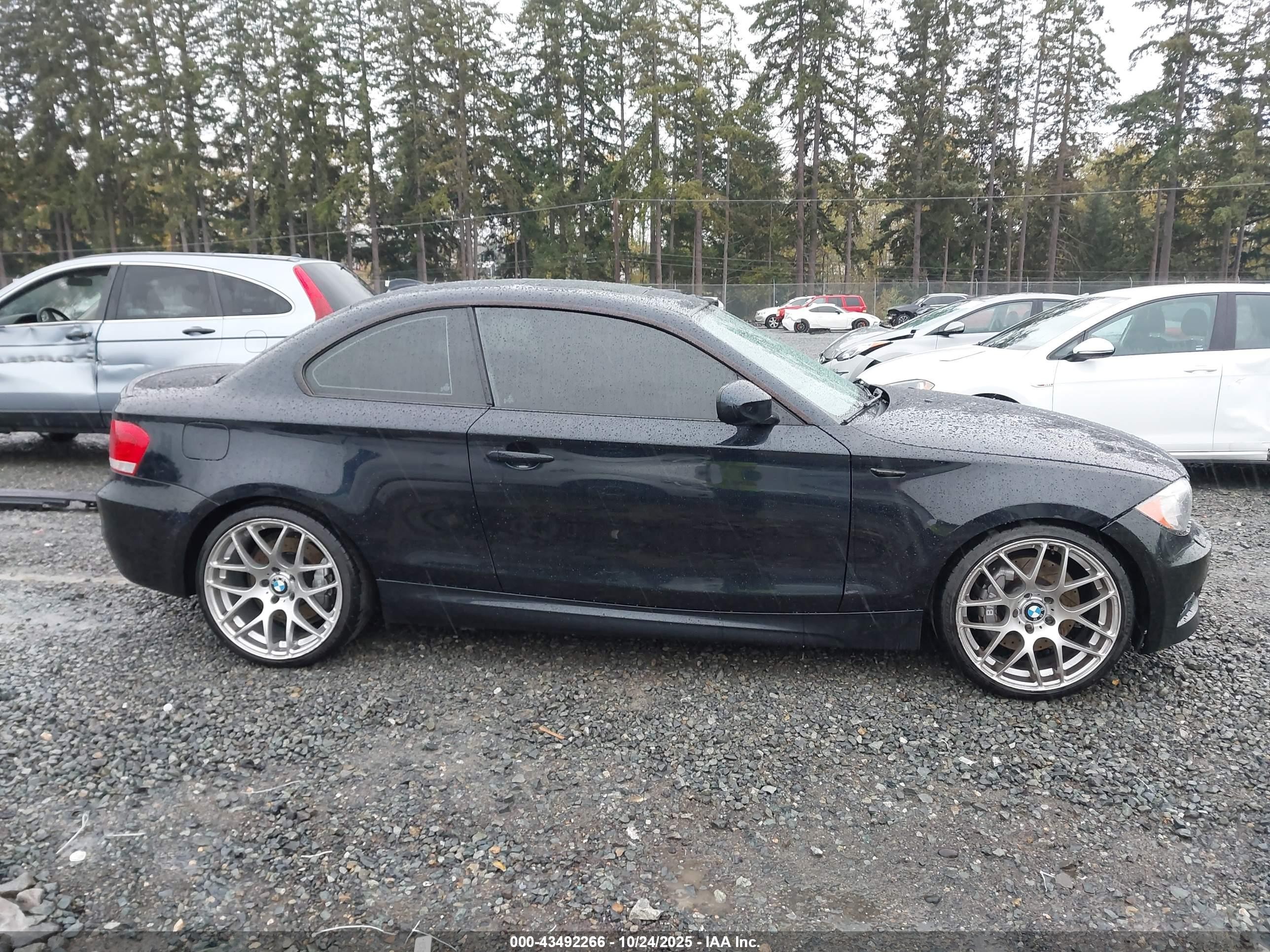 2013 Bmw 135i   Dark Blue vin: WBAUC9C5XDVY60353