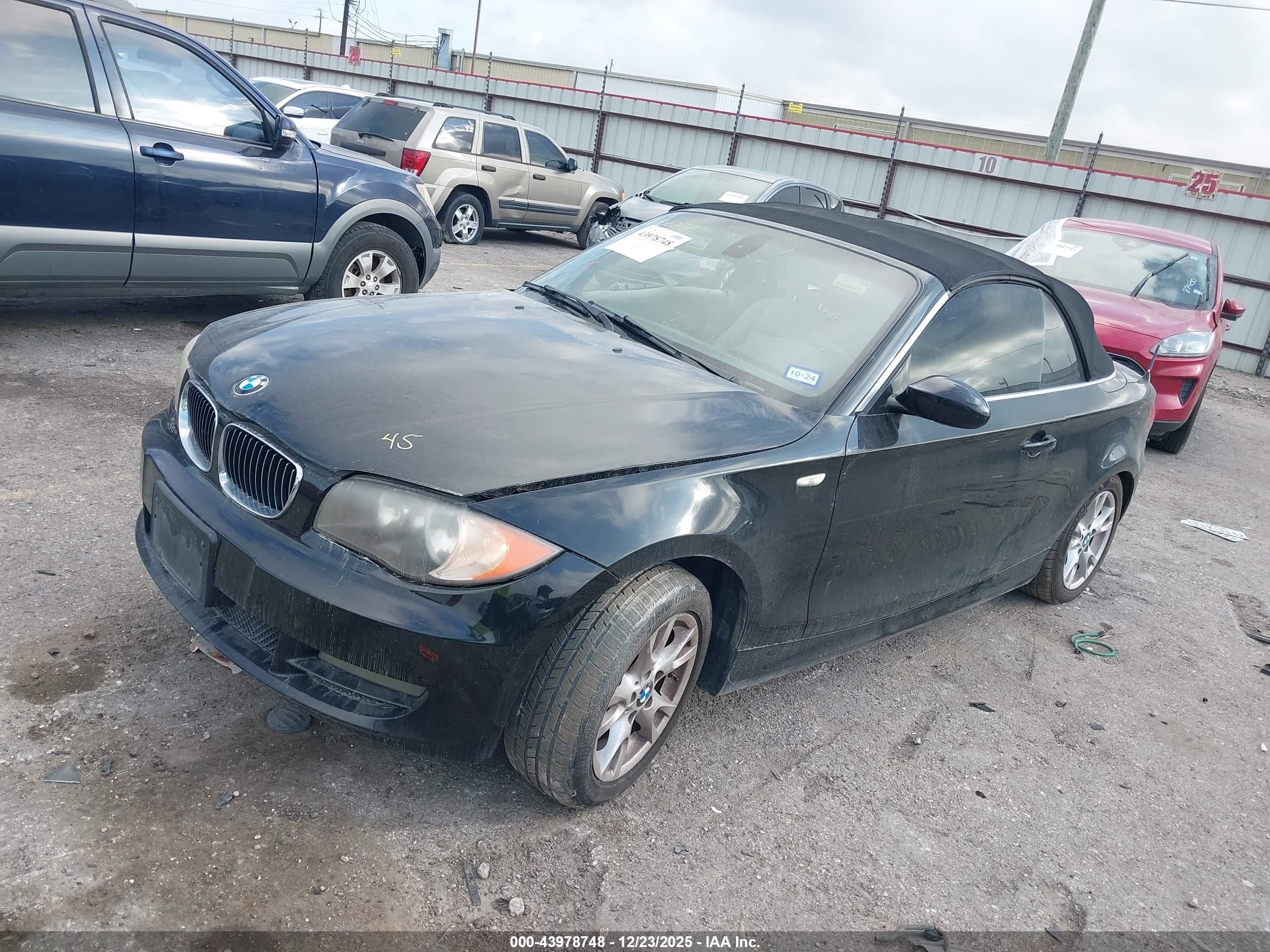 2009 Bmw 128i   Black vin: WBAUL73509VJ75631
