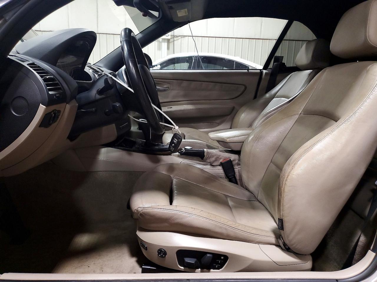 2008 Bmw 128 I Серебряный vin: WBAUL73528VE88164