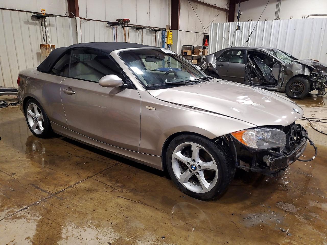 2008 Bmw 128 I Серебряный vin: WBAUL73528VE88164