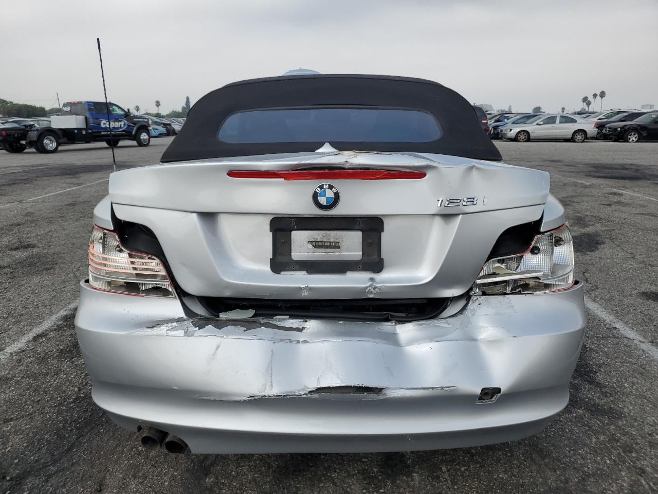 2008 Bmw 128 I Silver vin: WBAUL73528VJ74222