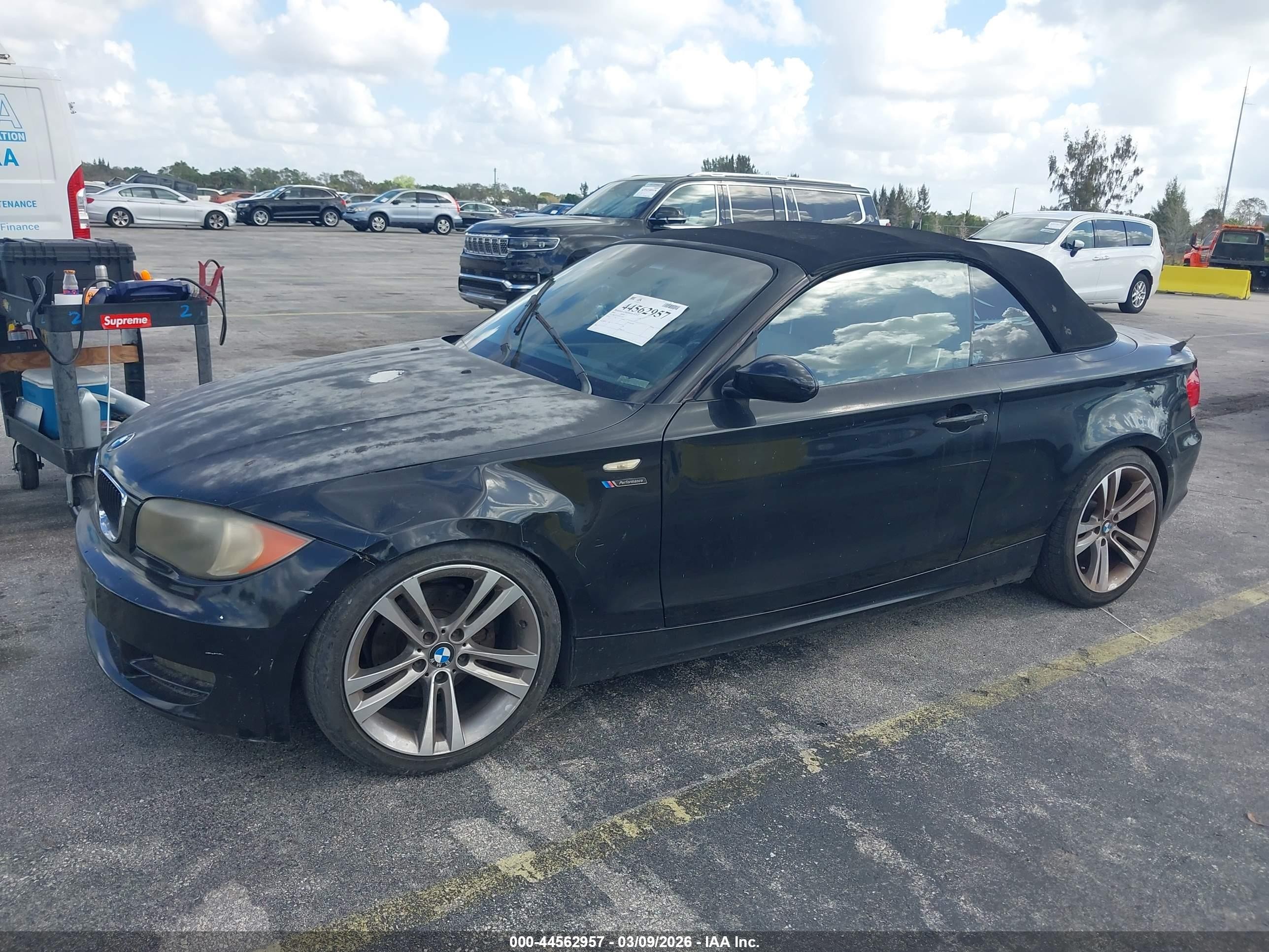 2009 Bmw 128i   Black vin: WBAUL73529VJ75047