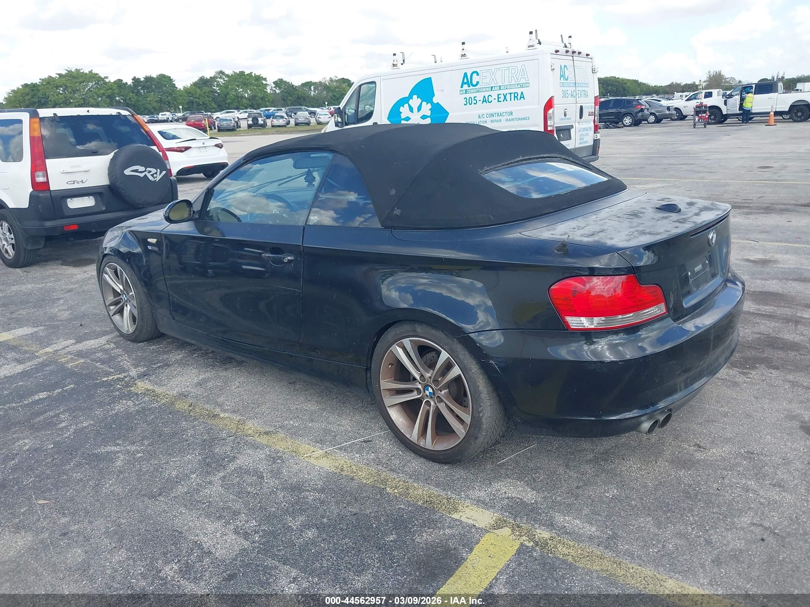 2009 Bmw 128i   Black vin: WBAUL73529VJ75047