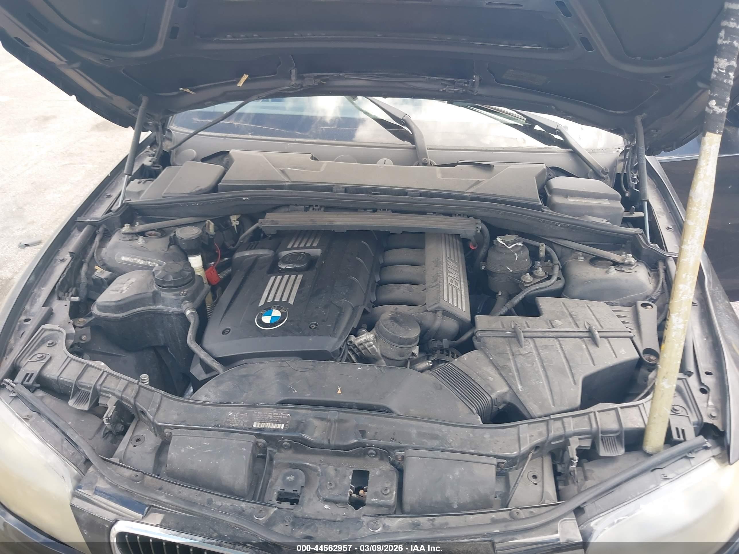 2009 Bmw 128i   Black vin: WBAUL73529VJ75047