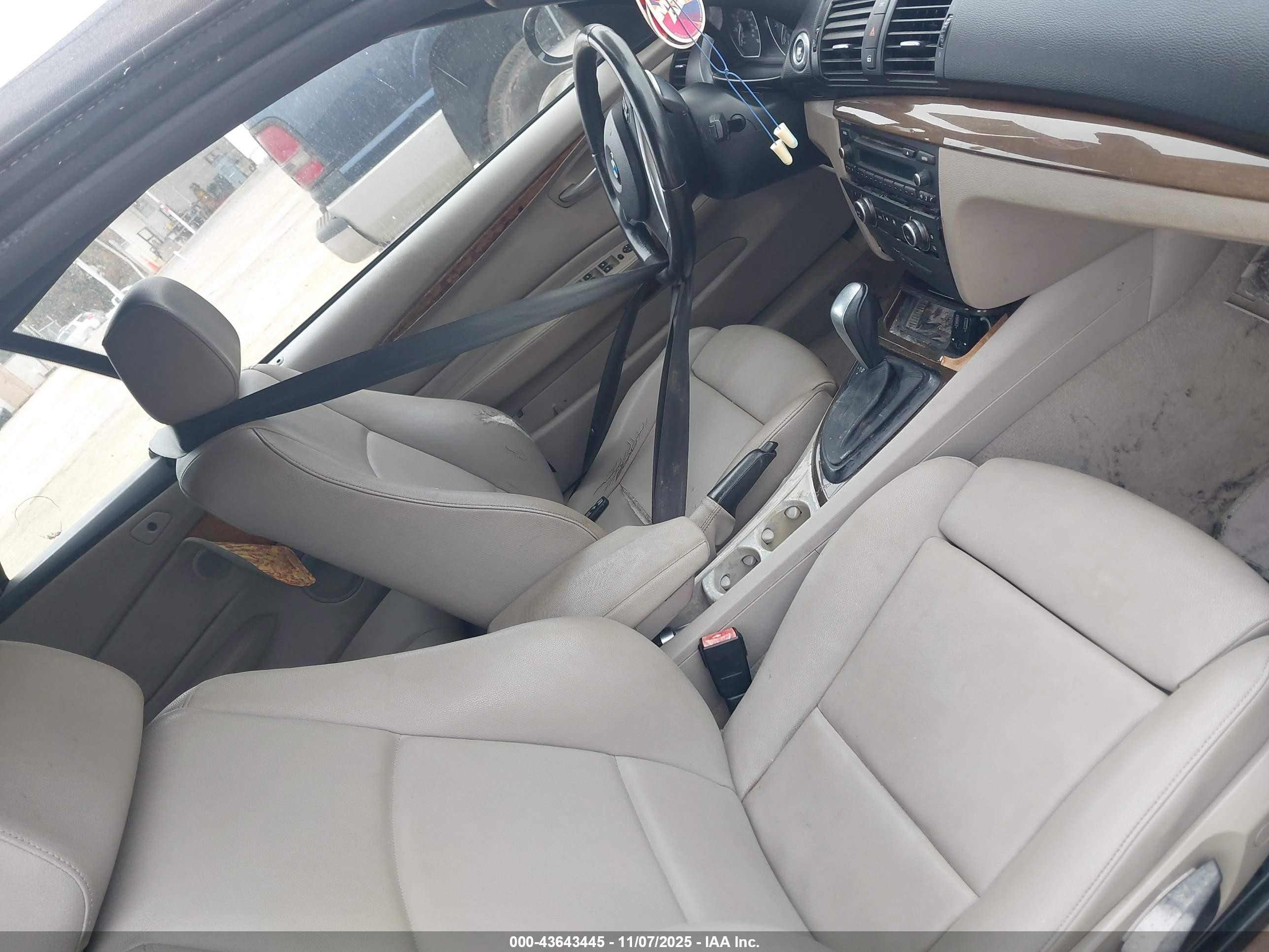2009 Bmw 128i   Черный vin: WBAUL73529VJ76246