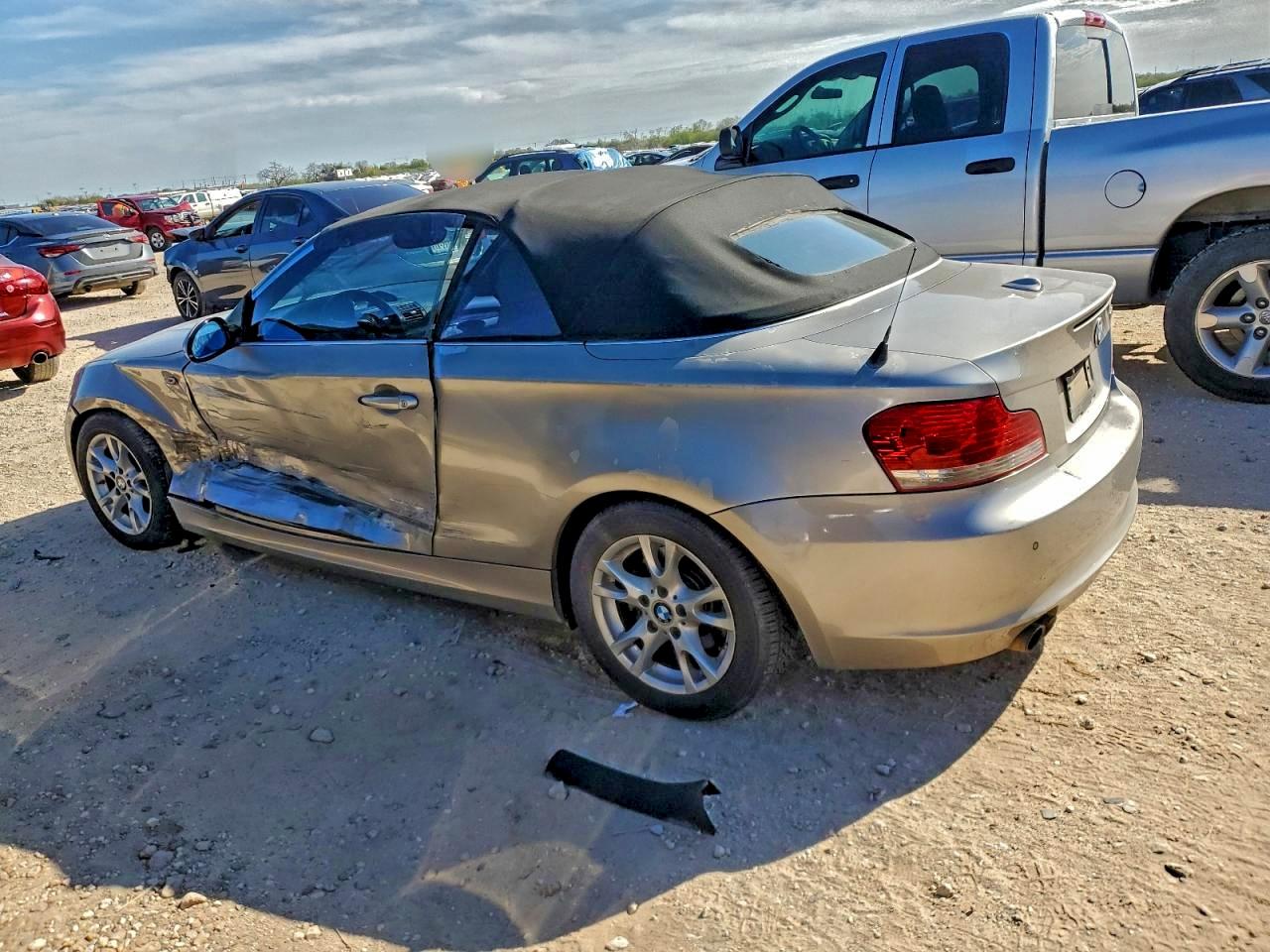 2008 Bmw 128 I Silver vin: WBAUL73538VJ74374