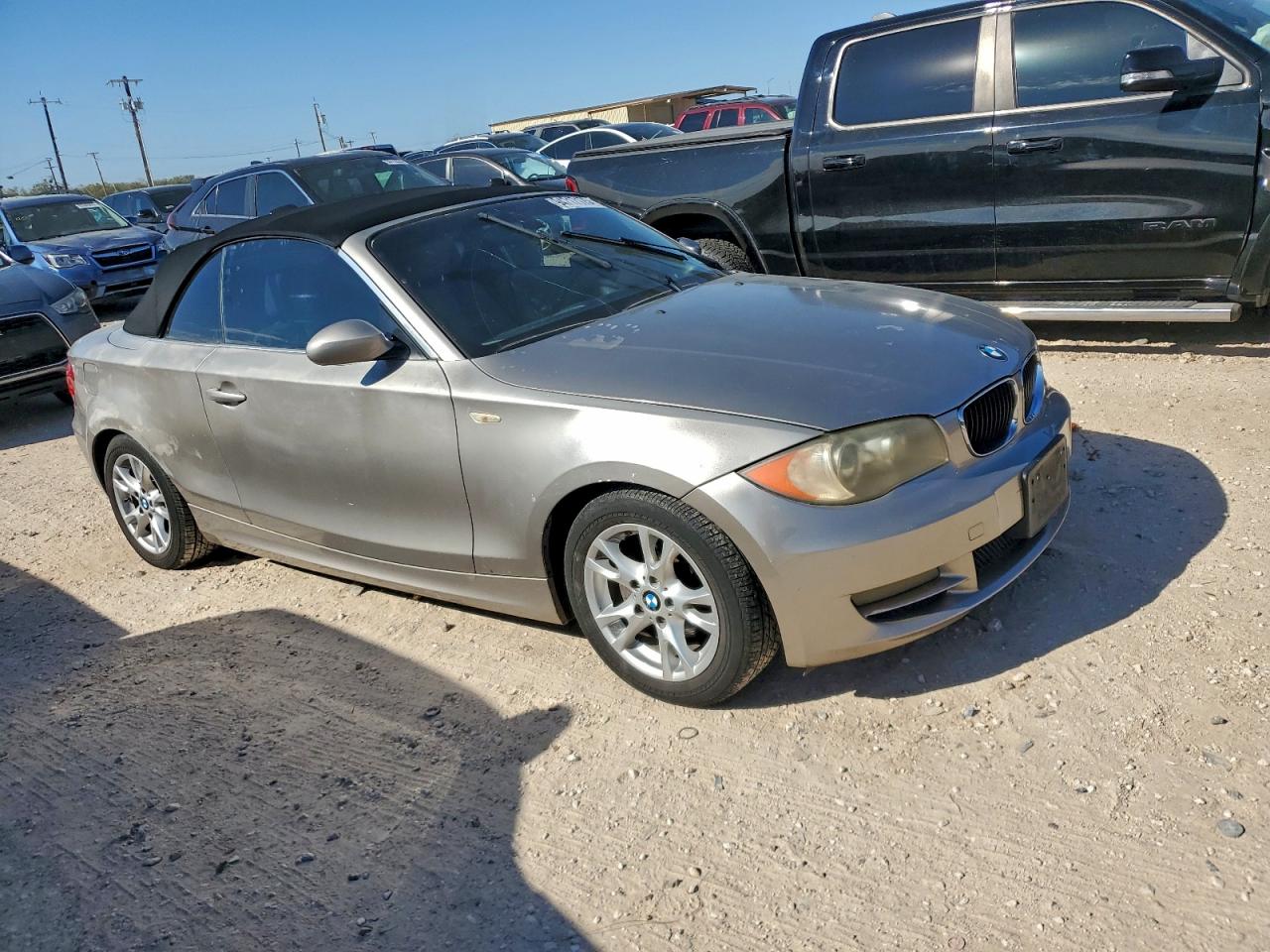 2008 Bmw 128 I Silver vin: WBAUL73538VJ74374