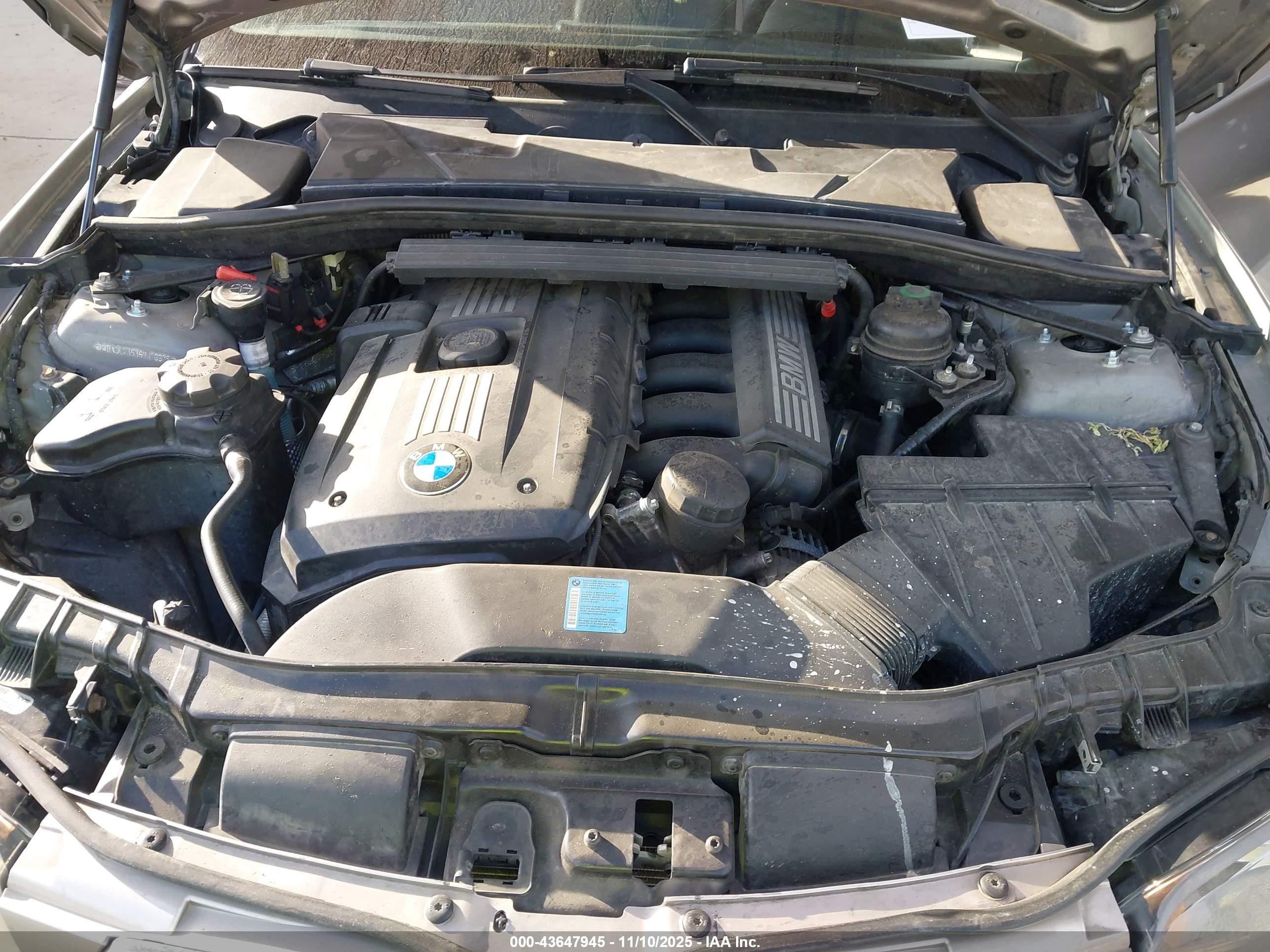 2009 Bmw 128i   Желто-коричневый vin: WBAUL73539VJ76675