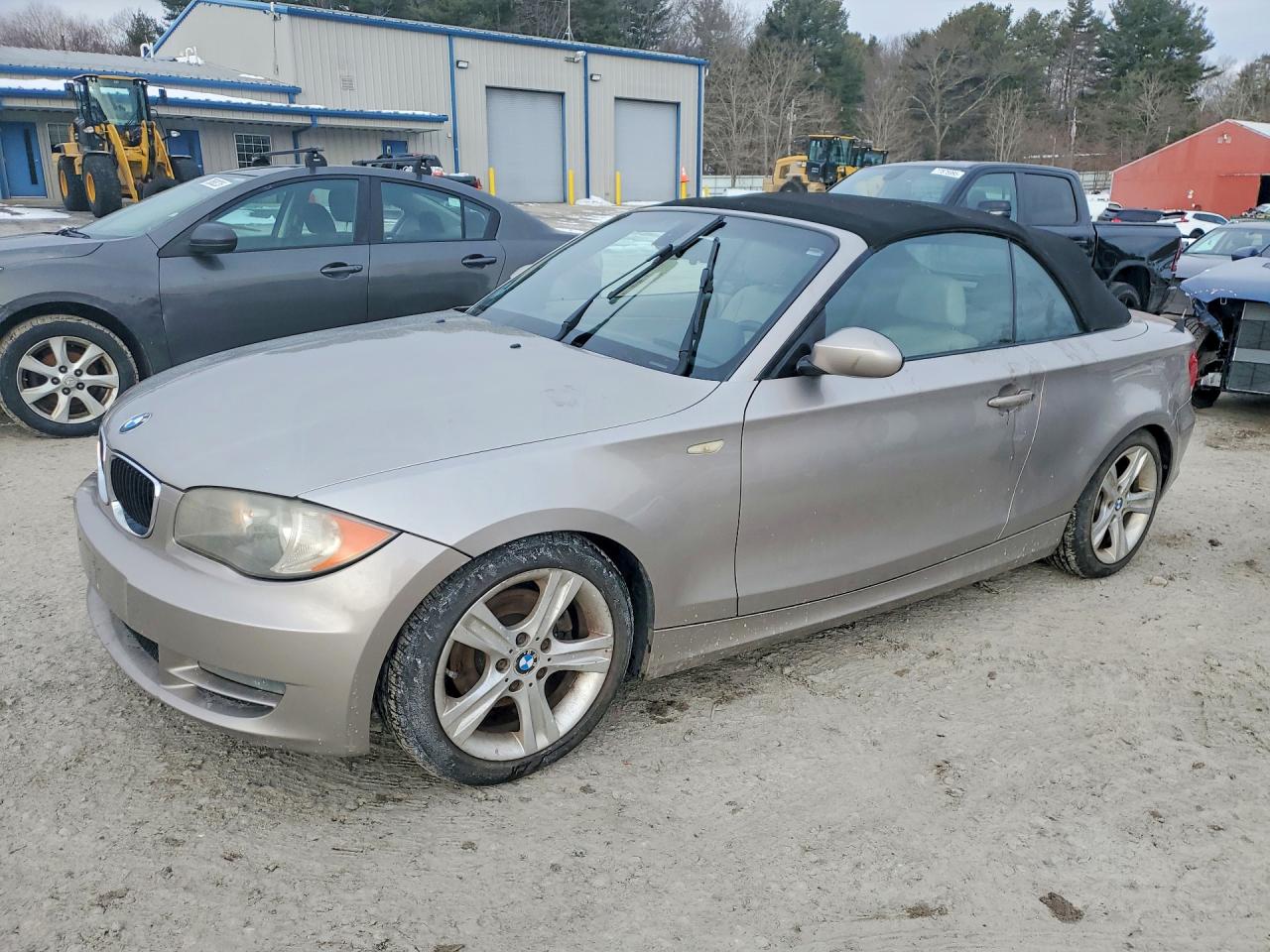 2008 Bmw 128 I Silver vin: WBAUL73548VE88456