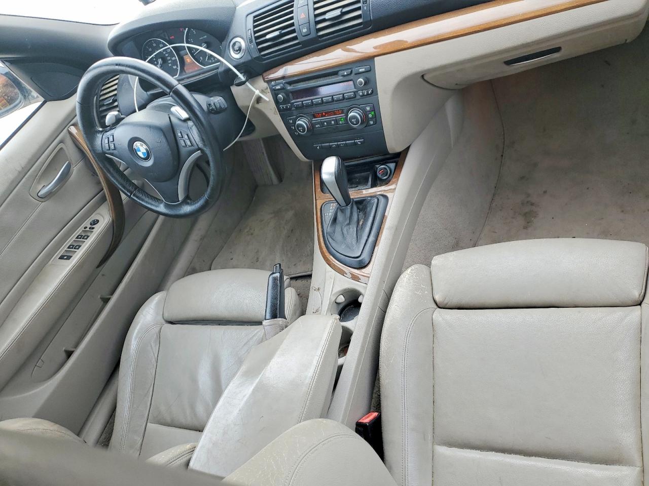 2008 Bmw 128 I Silver vin: WBAUL73548VE88456