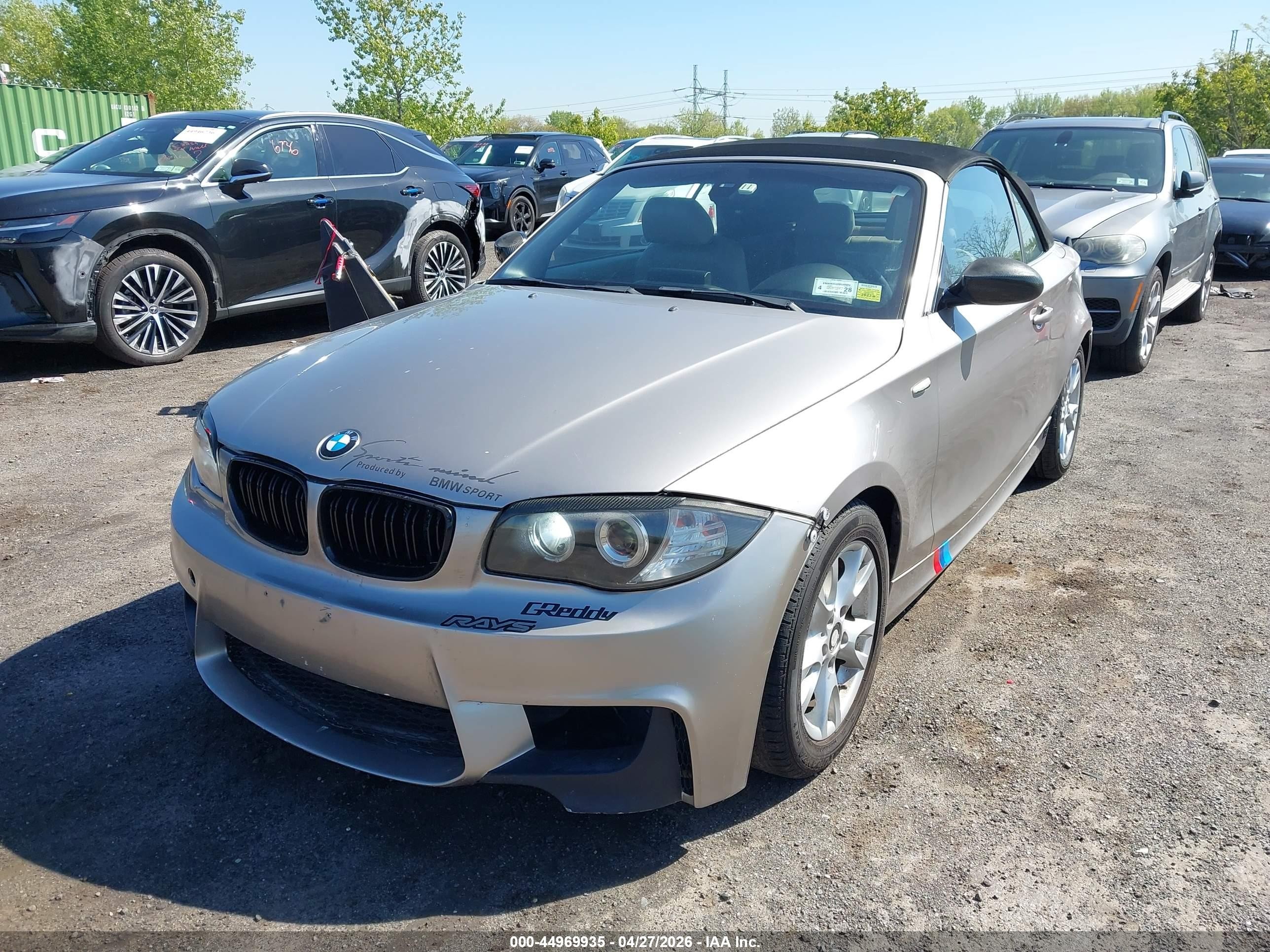 2008 Bmw 128i   Золотой vin: WBAUL73548VJ73976