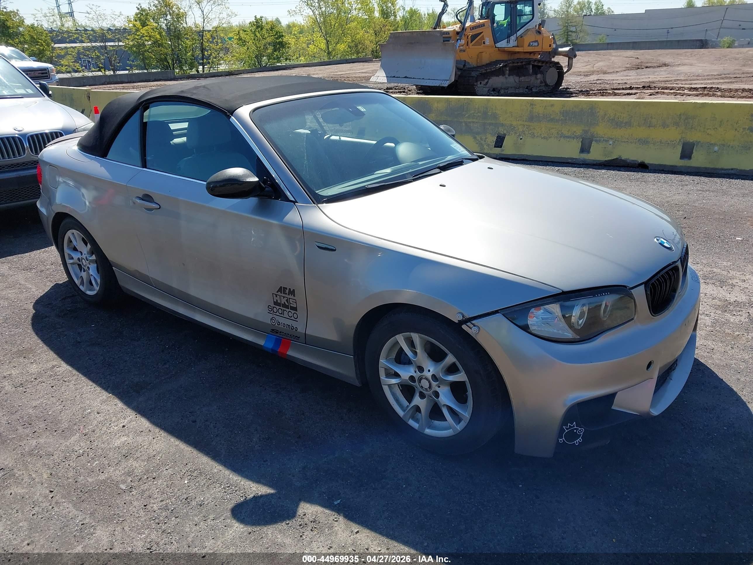 2008 Bmw 128i   Gold vin: WBAUL73548VJ73976
