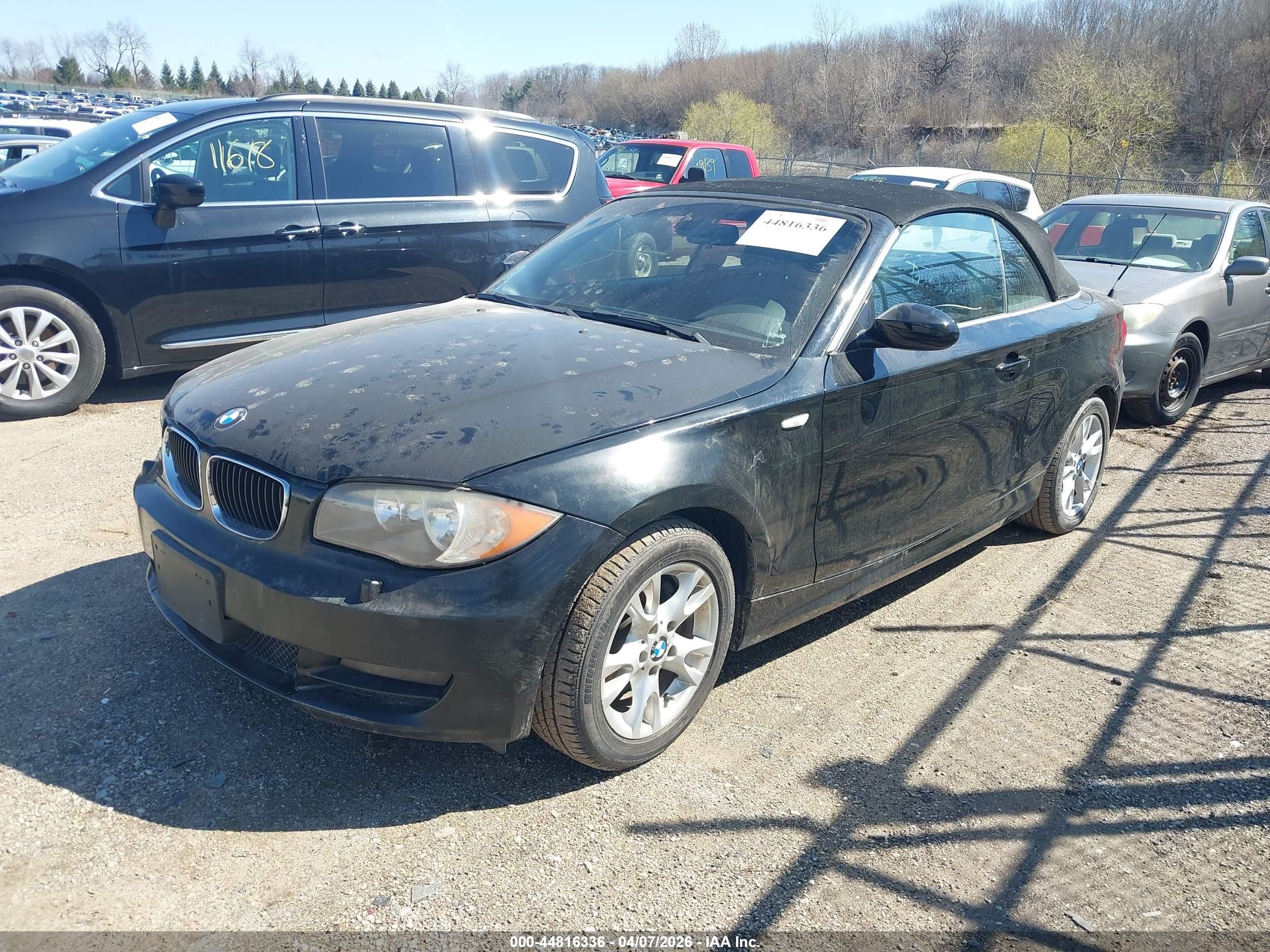 2009 Bmw 128i   Black vin: WBAUL73569VJ74922