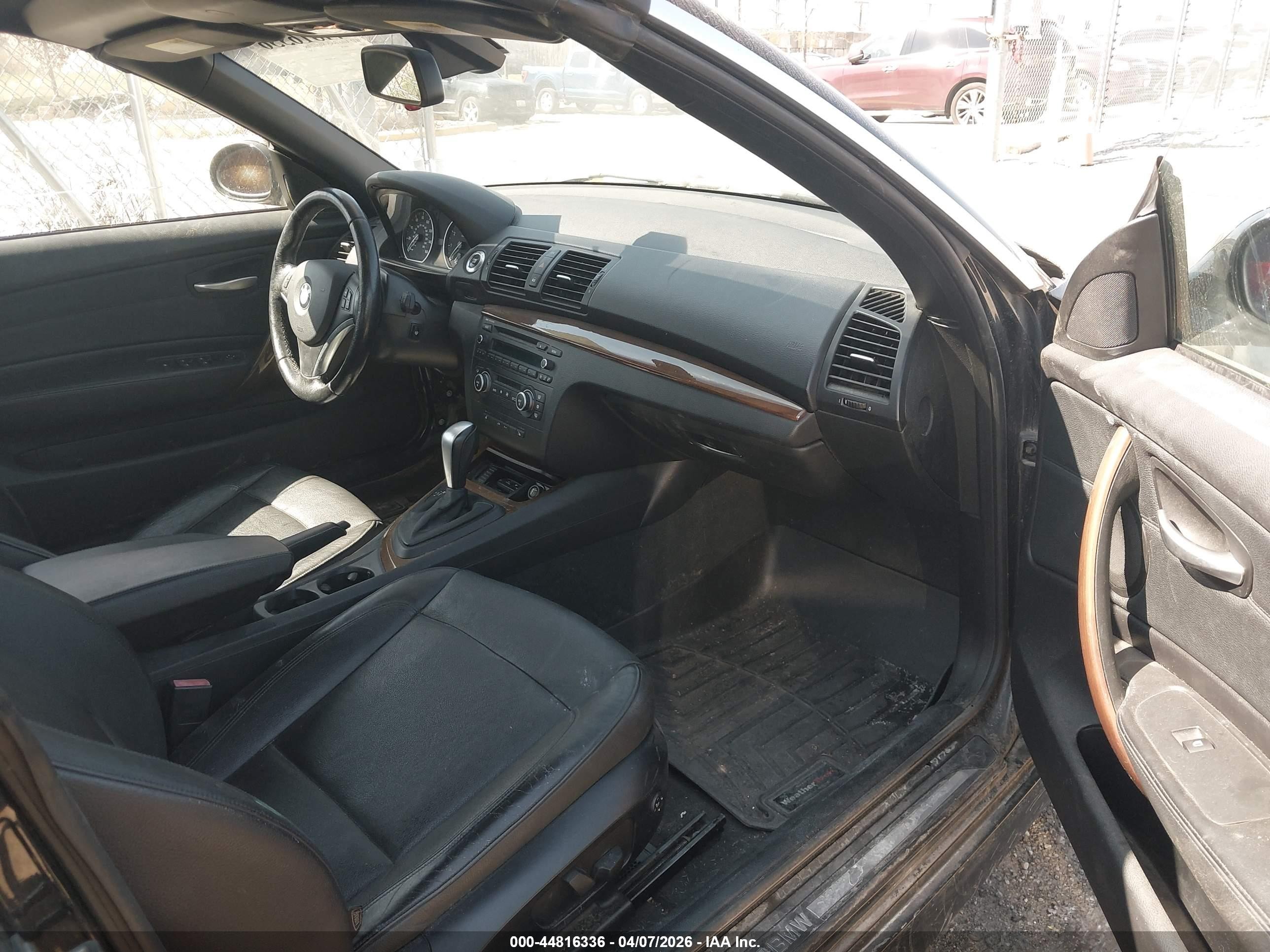 2009 Bmw 128i   Black vin: WBAUL73569VJ74922
