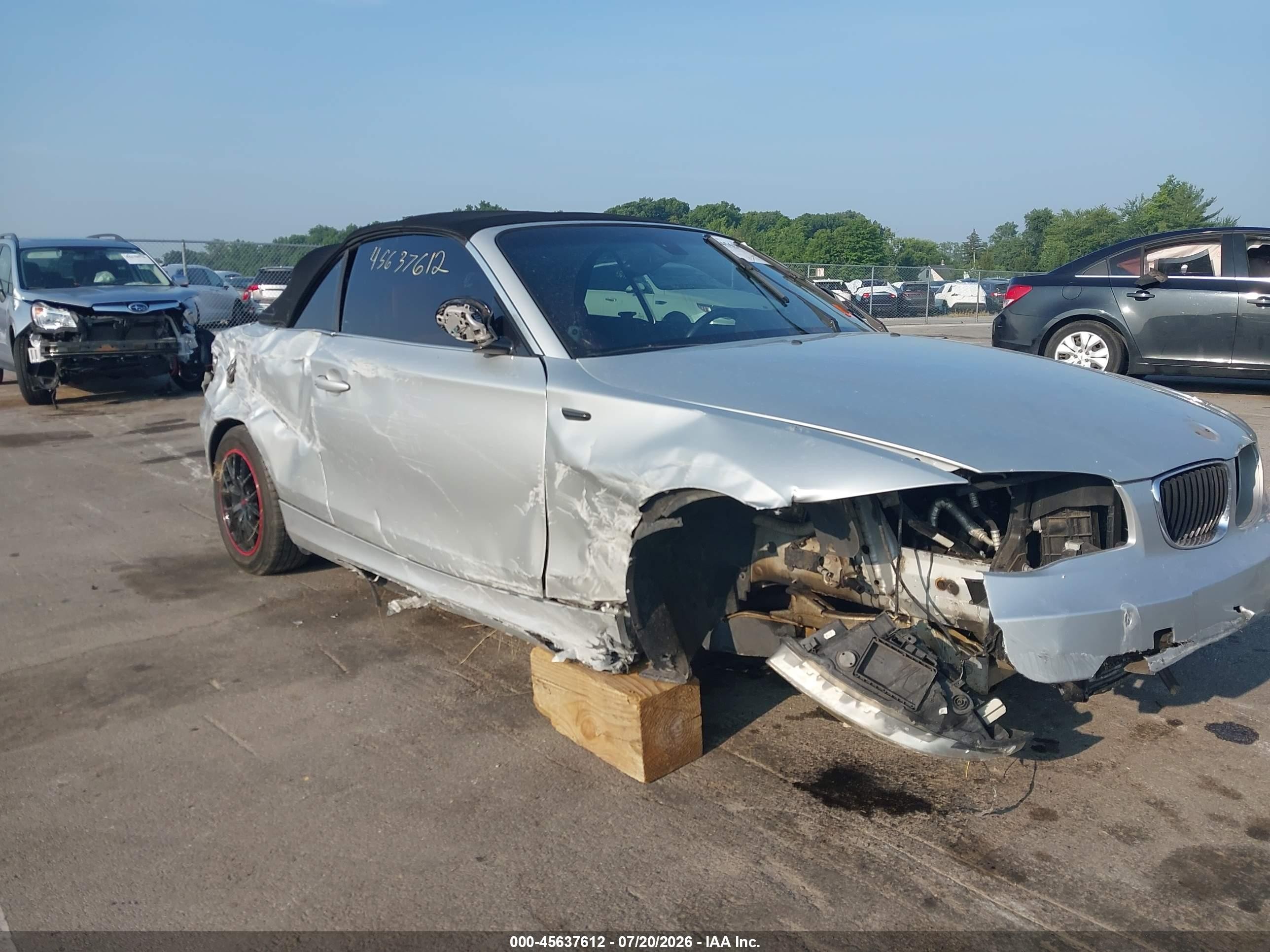 2009 Bmw 128i   Серебряный vin: WBAUL73569VJ74984