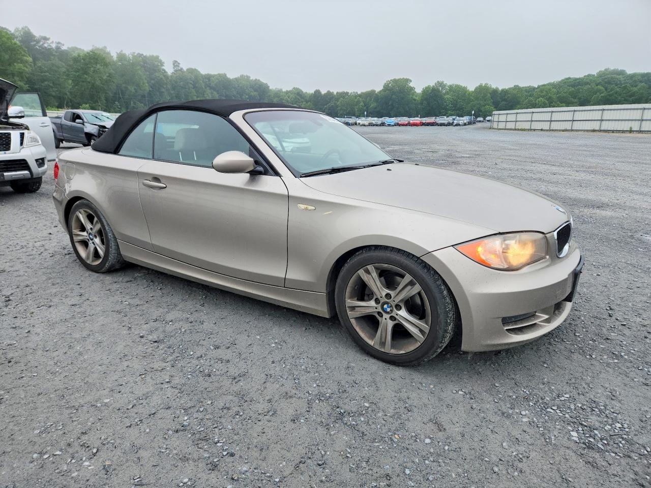 2008 Bmw 128 I Silver vin: WBAUL73578VE88502