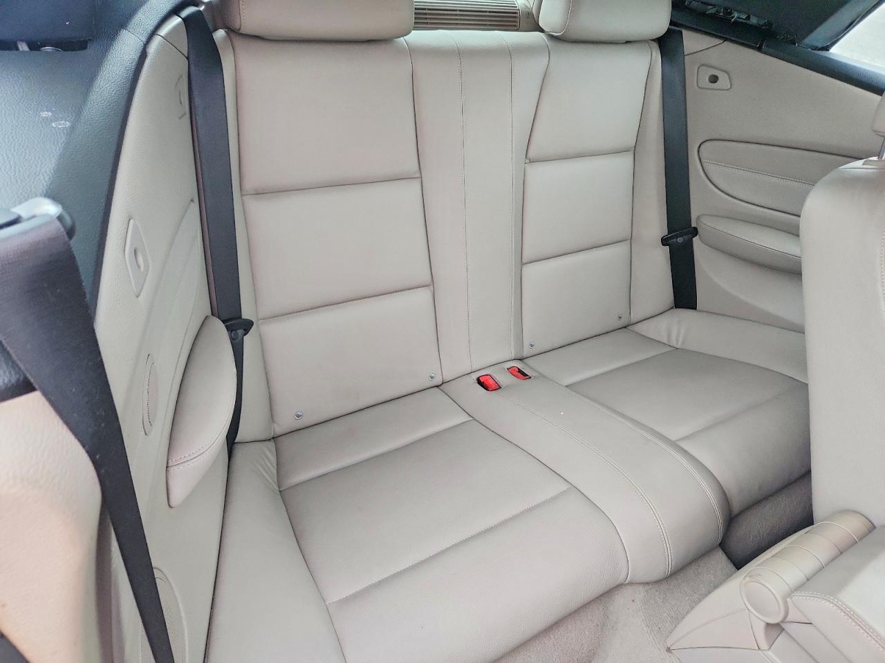 2008 Bmw 128 I Silver vin: WBAUL73578VE88502
