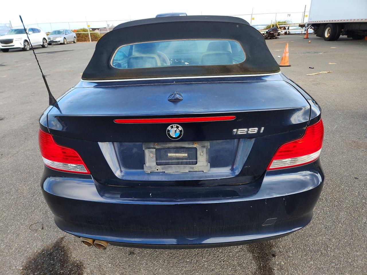 2009 Bmw 128 I Синий vin: WBAUL73579VJ75674