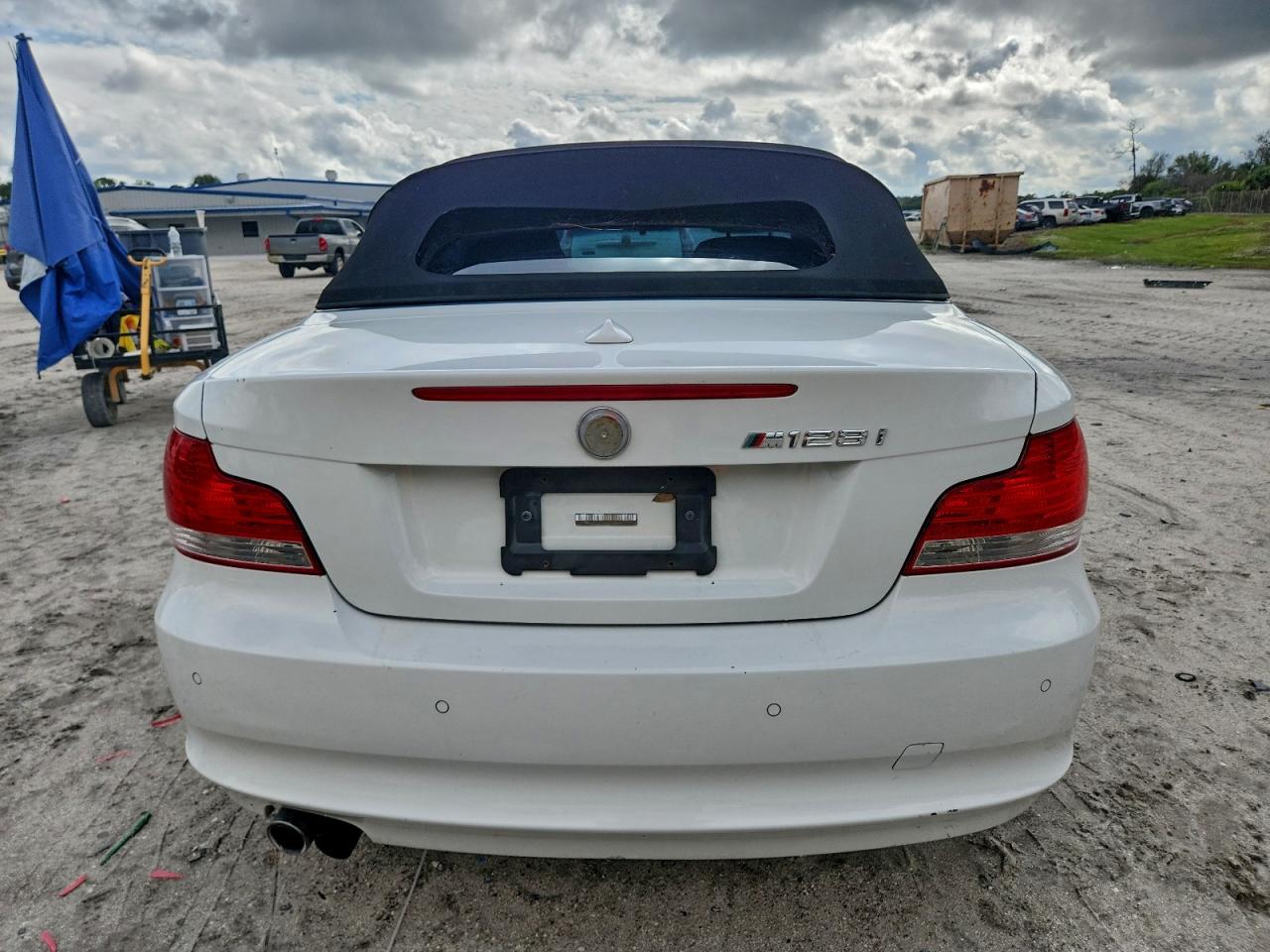 2008 Bmw 128 I White vin: WBAUL73588VE88198