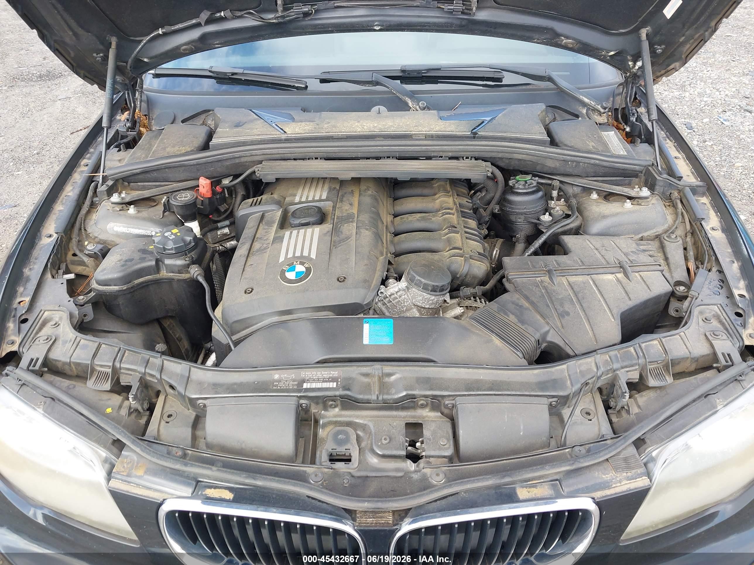 2008 Bmw 128i   Black vin: WBAUL73598VE89280