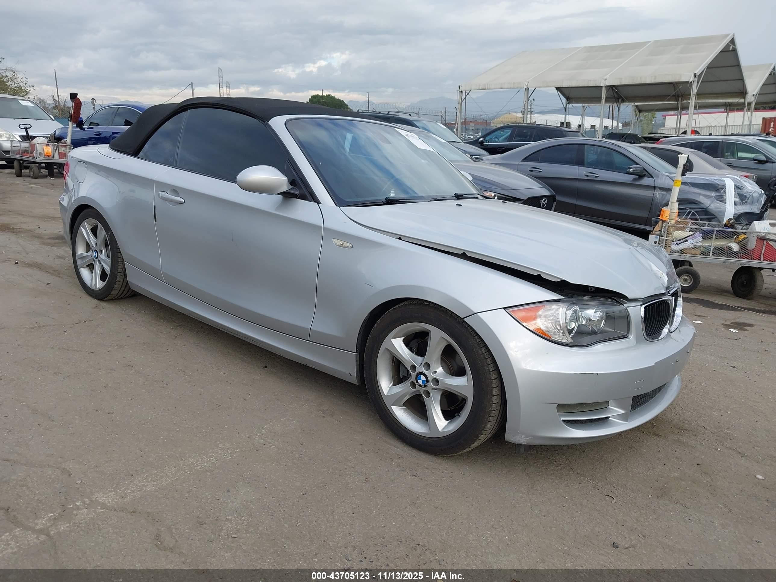 2009 Bmw 128i   Silver vin: WBAUL73599VJ76485
