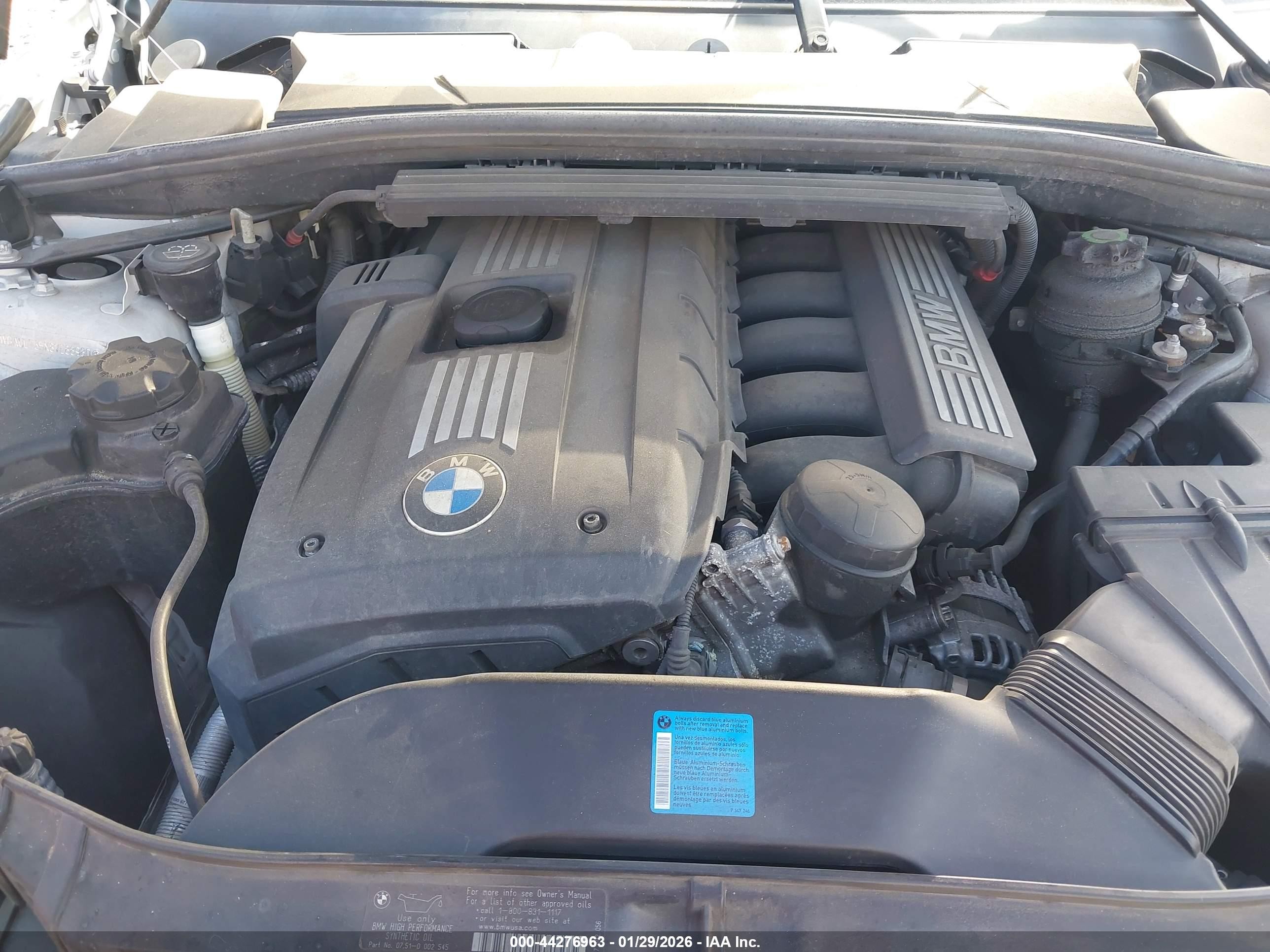 2008 Bmw 128i   Silver vin: WBAUL735X8VE88980