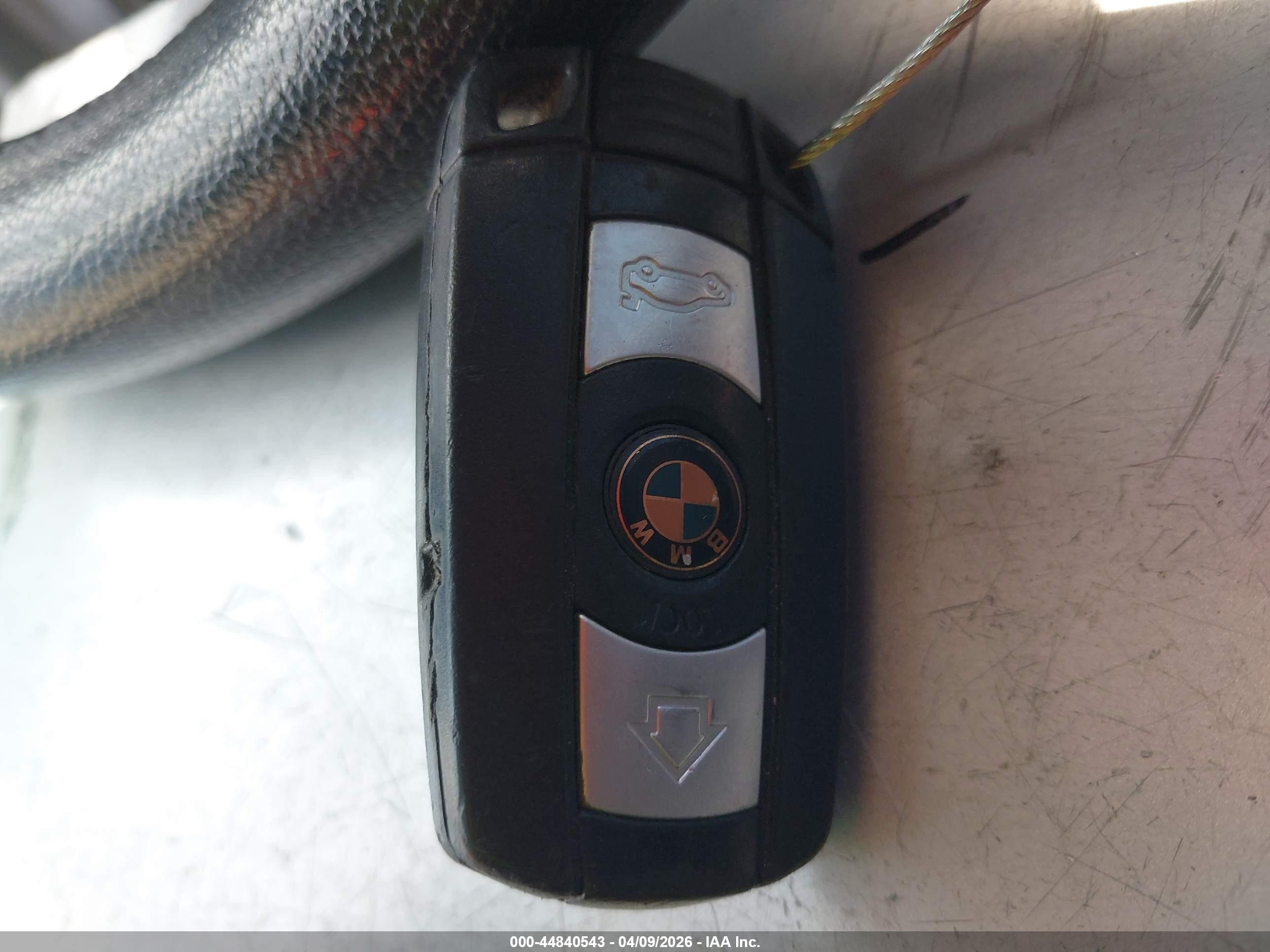 2011 Bmw 128i Silver vin: WBAUL7C50BVM78947