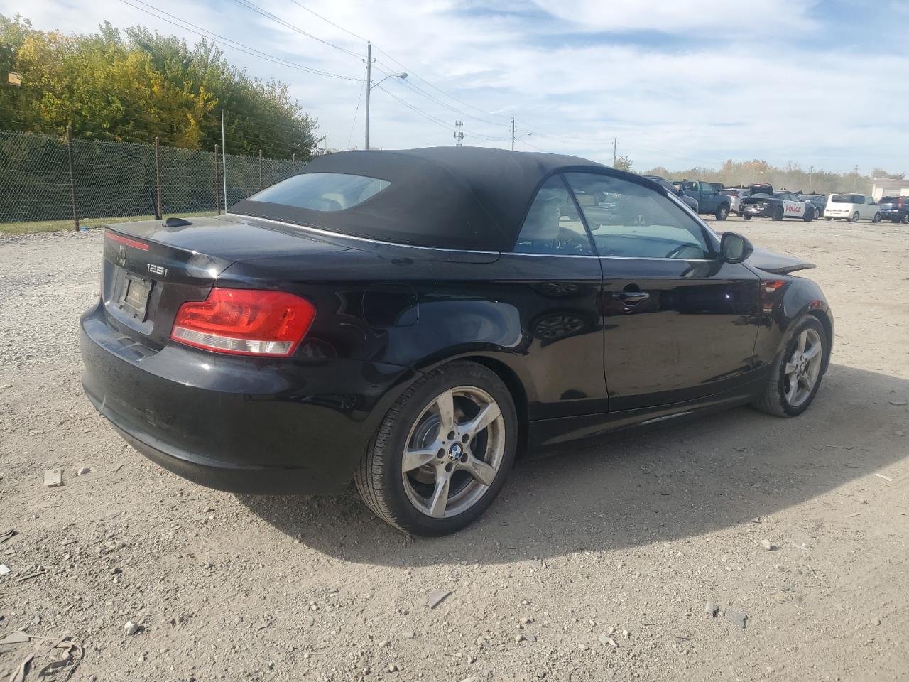 2013 Bmw 128 I Черный vin: WBAUL7C50DVU09713