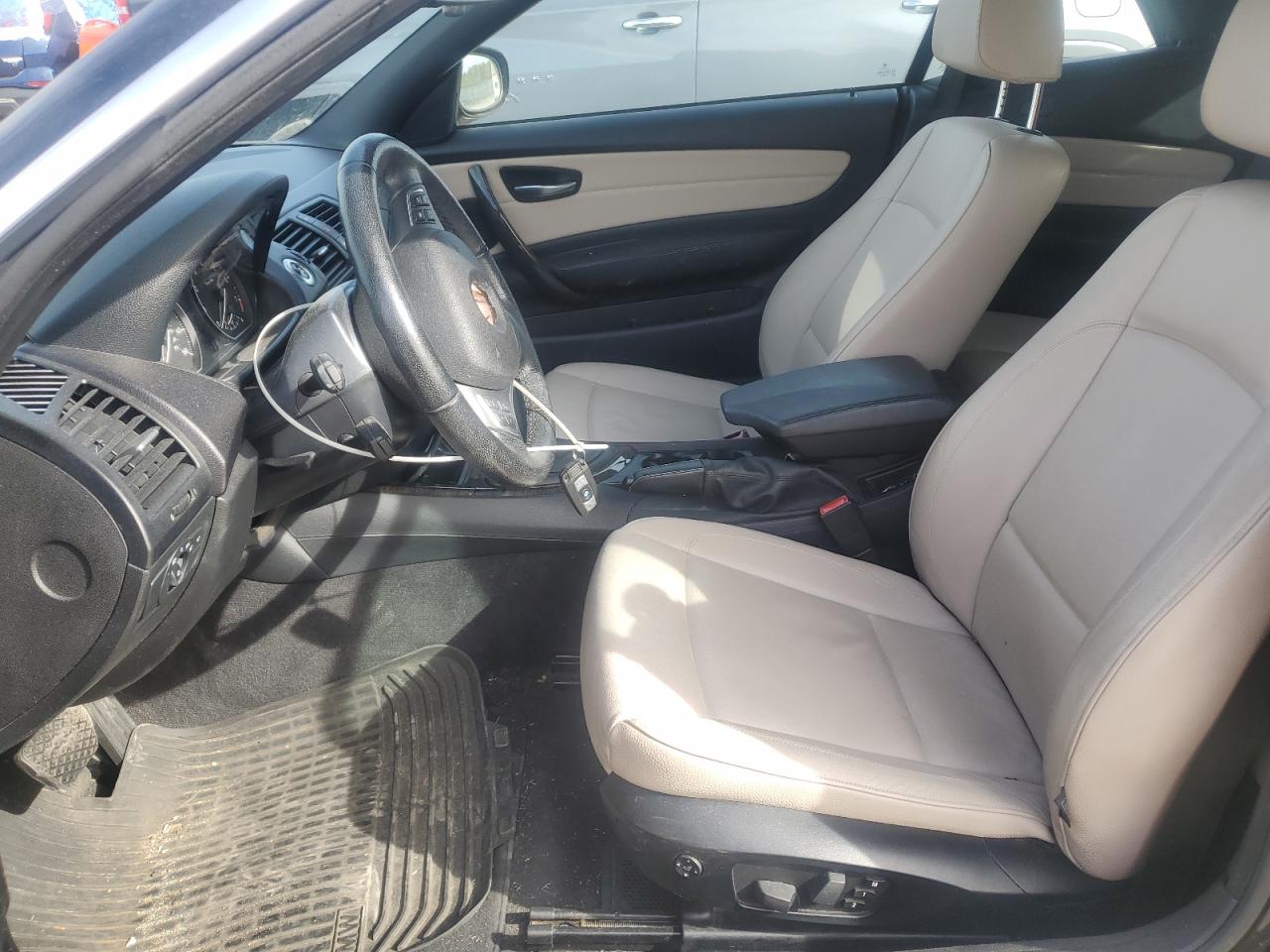 2013 Bmw 128 I Черный vin: WBAUL7C50DVU09713
