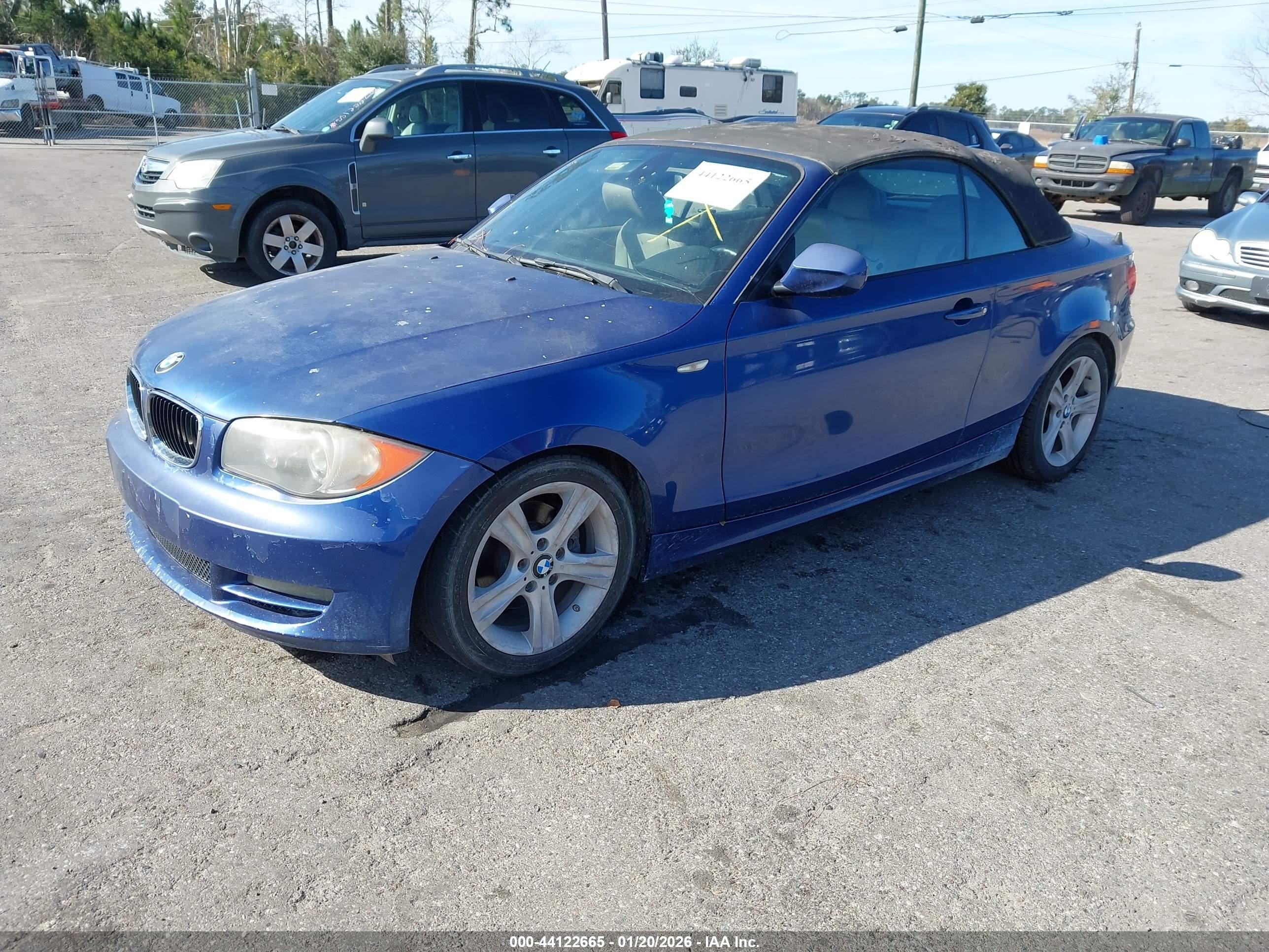 2010 Bmw 128i   Синий vin: WBAUL7C51AVJ78381