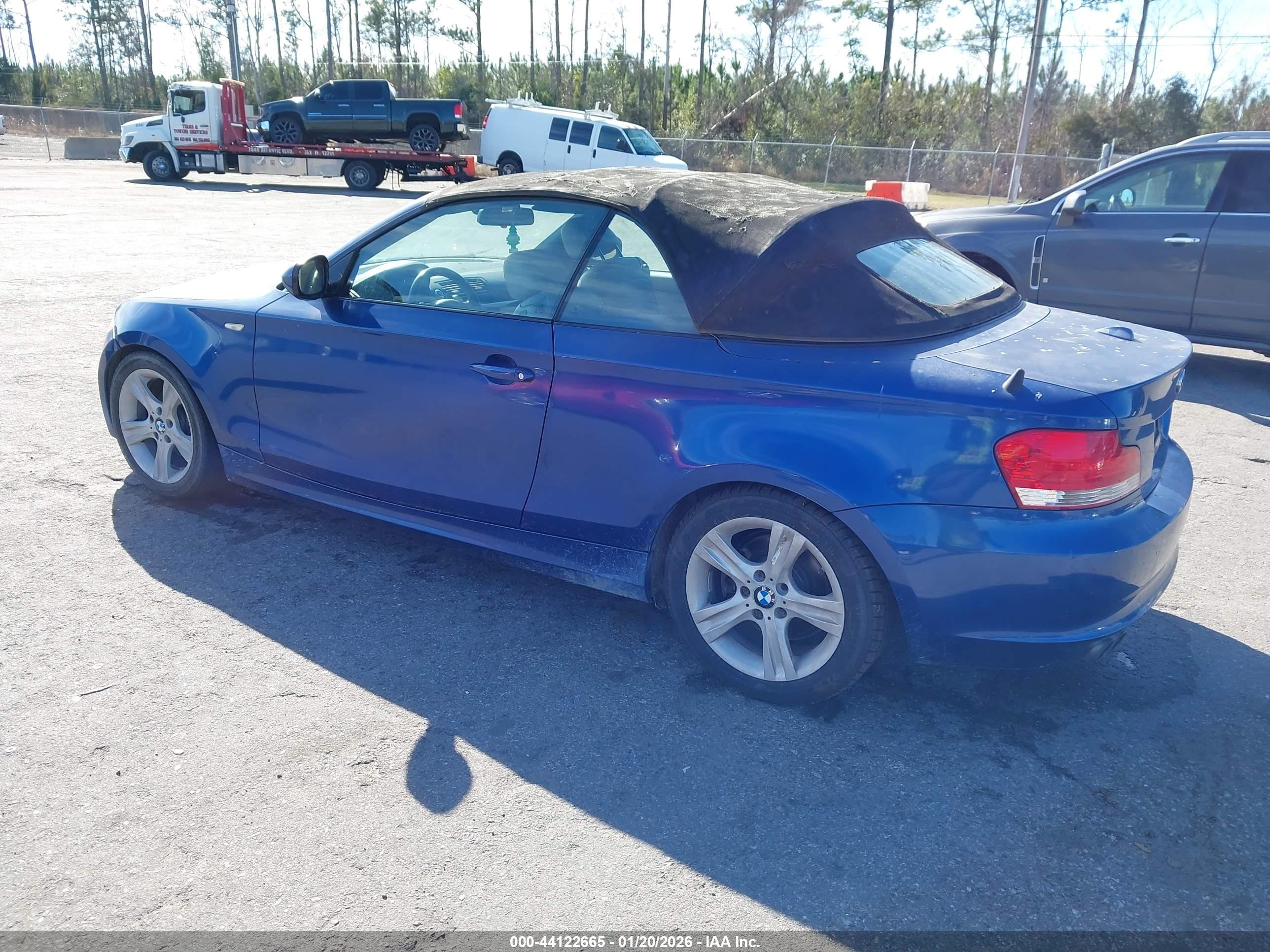 2010 Bmw 128i   Синий vin: WBAUL7C51AVJ78381