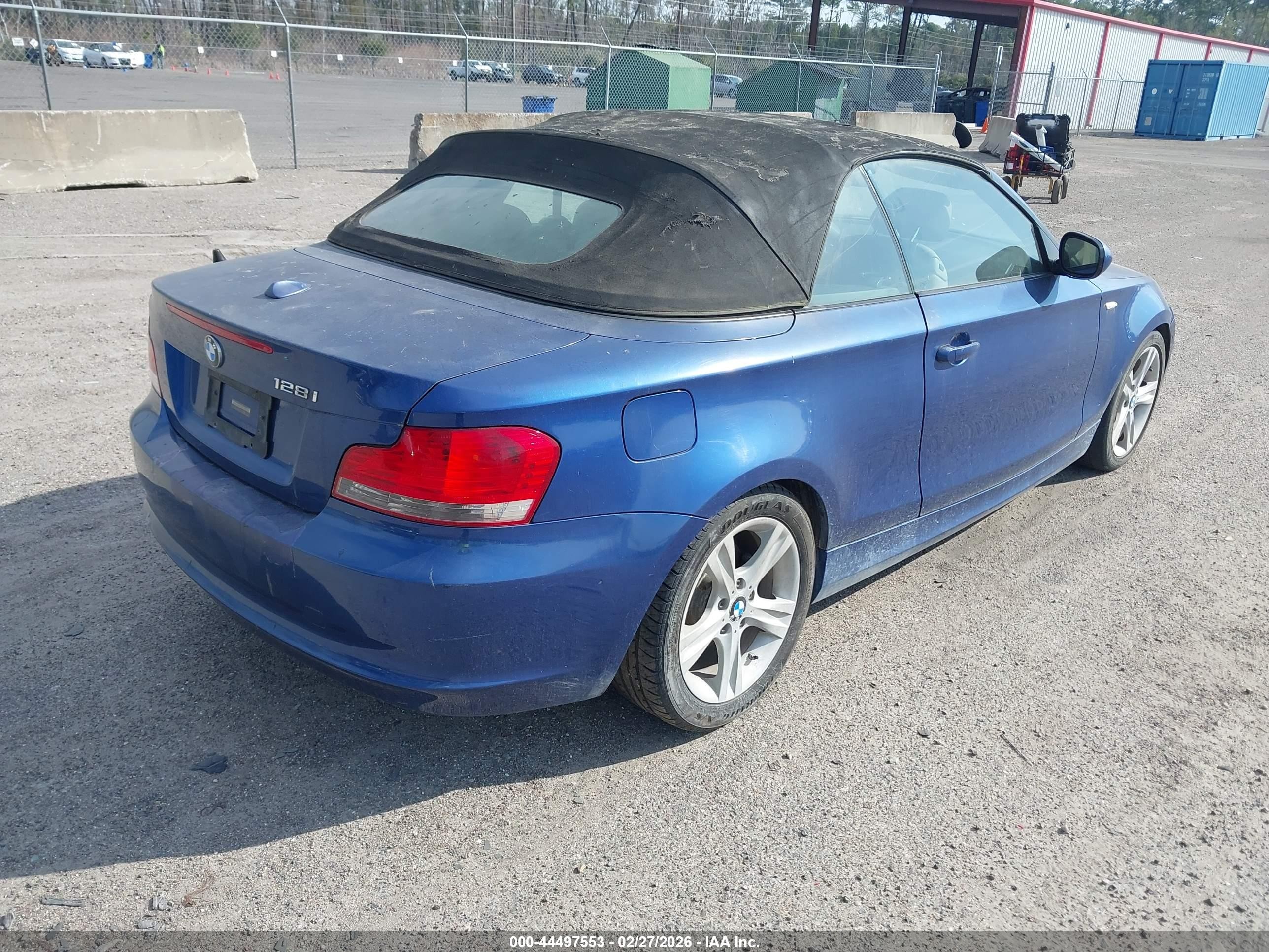 2010 Bmw 128i   Синий vin: WBAUL7C51AVJ78381