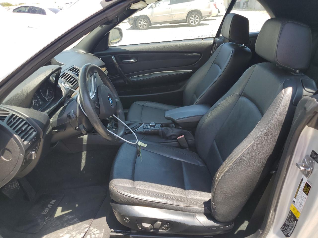 2012 Bmw 128 I Silver vin: WBAUL7C51CVM82099