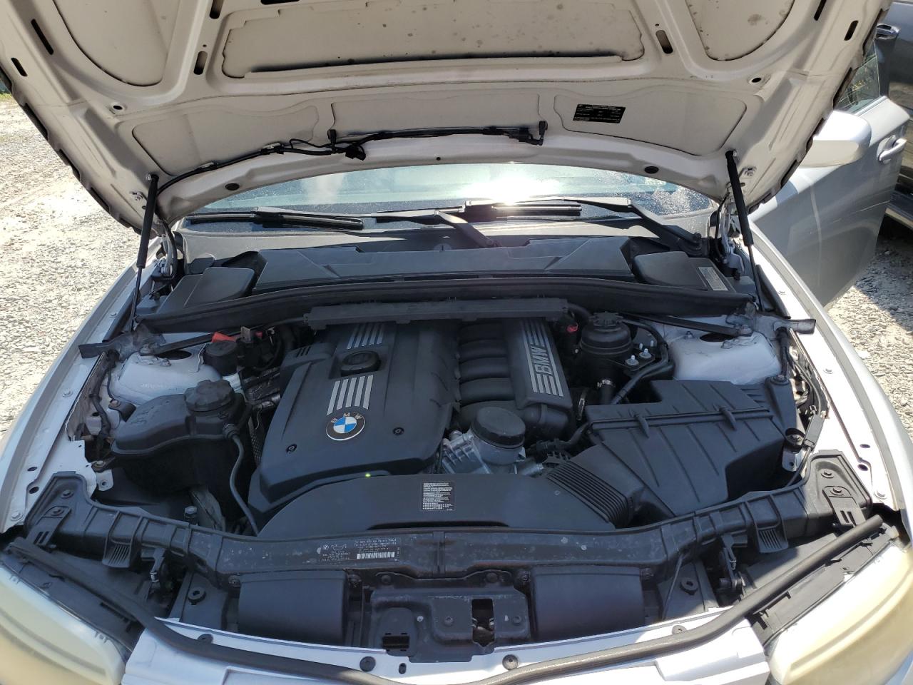 2012 Bmw 128 I Silver vin: WBAUL7C51CVM82099