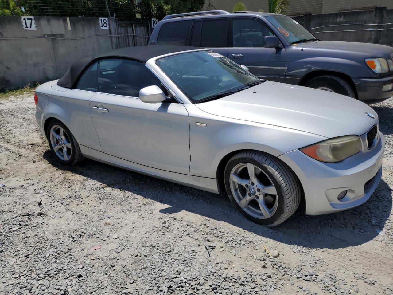 2012 Bmw 128 I Silver vin: WBAUL7C51CVM82099