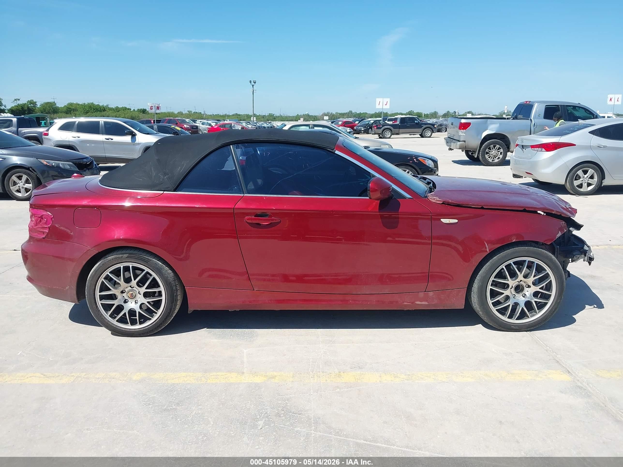 2013 Bmw 128i Red vin: WBAUL7C51DVU08442