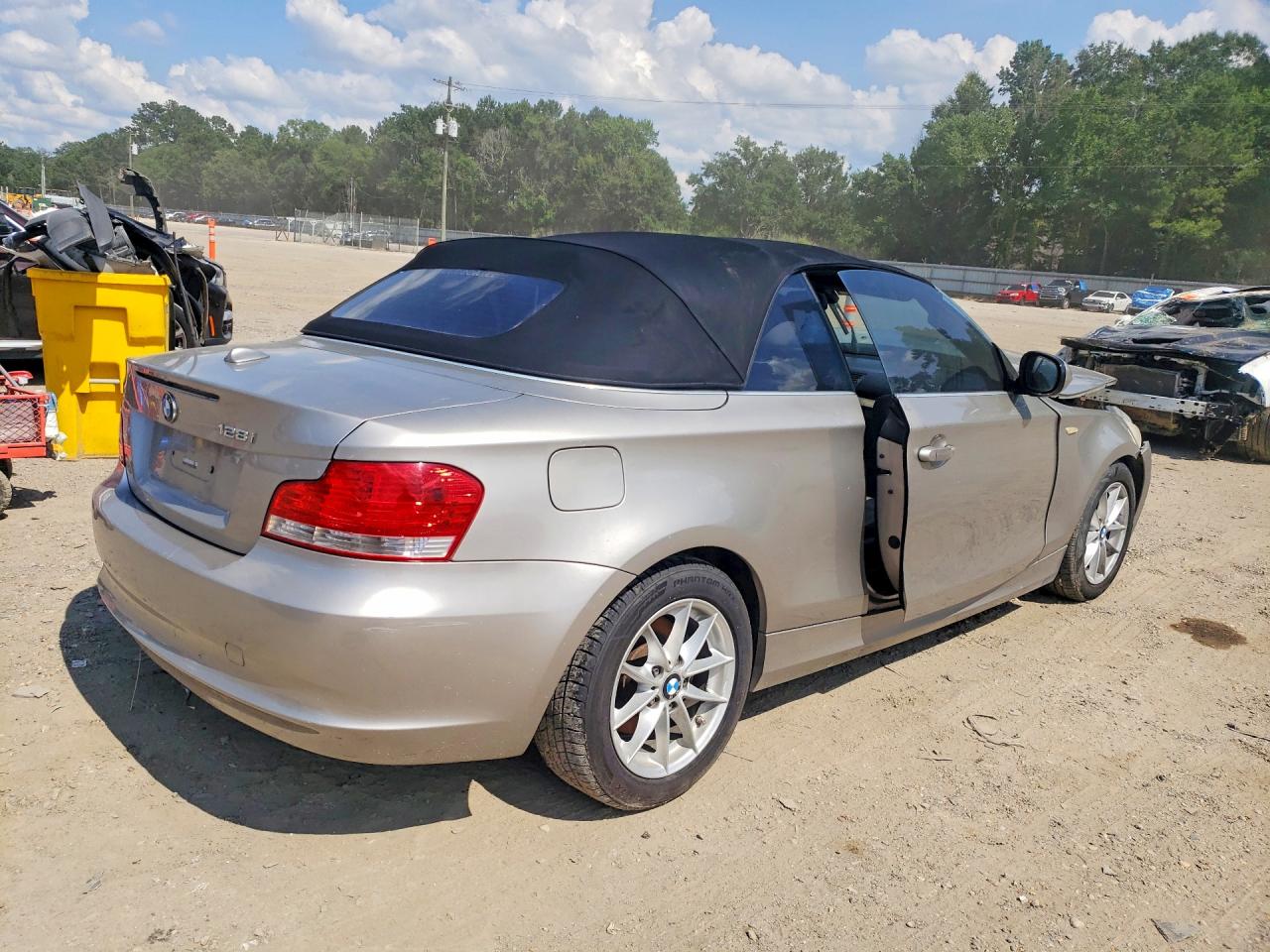 2011 Bmw 128 I Tan vin: WBAUL7C53BVM79039